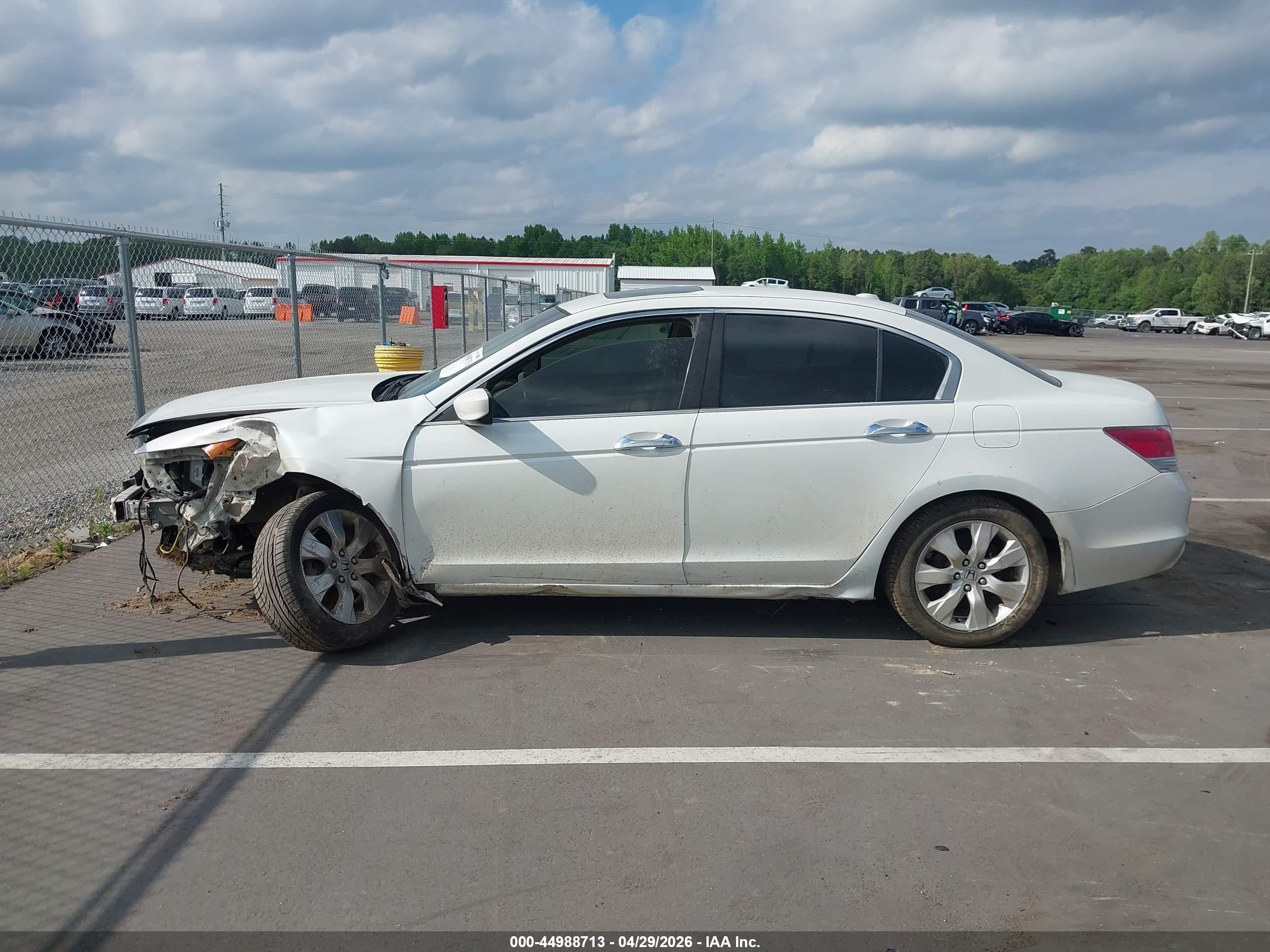2009 Honda Accord 3.5 Ex-l White vin: 1HGCP36869A047646