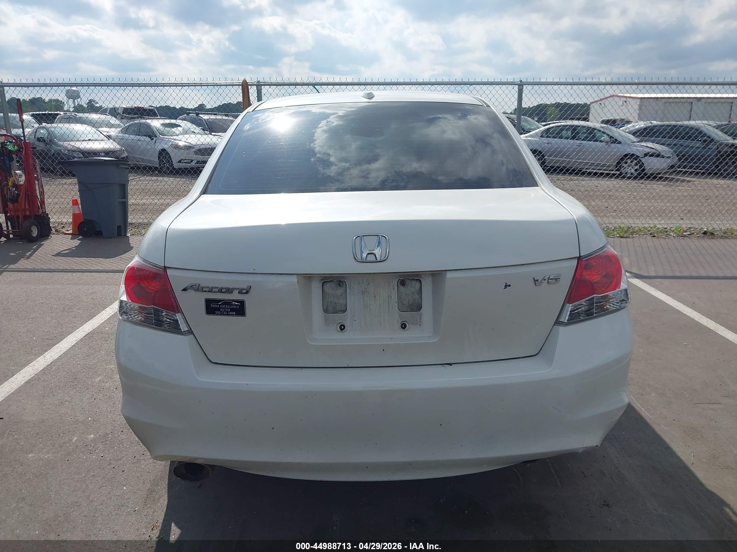 2009 Honda Accord 3.5 Ex-l White vin: 1HGCP36869A047646