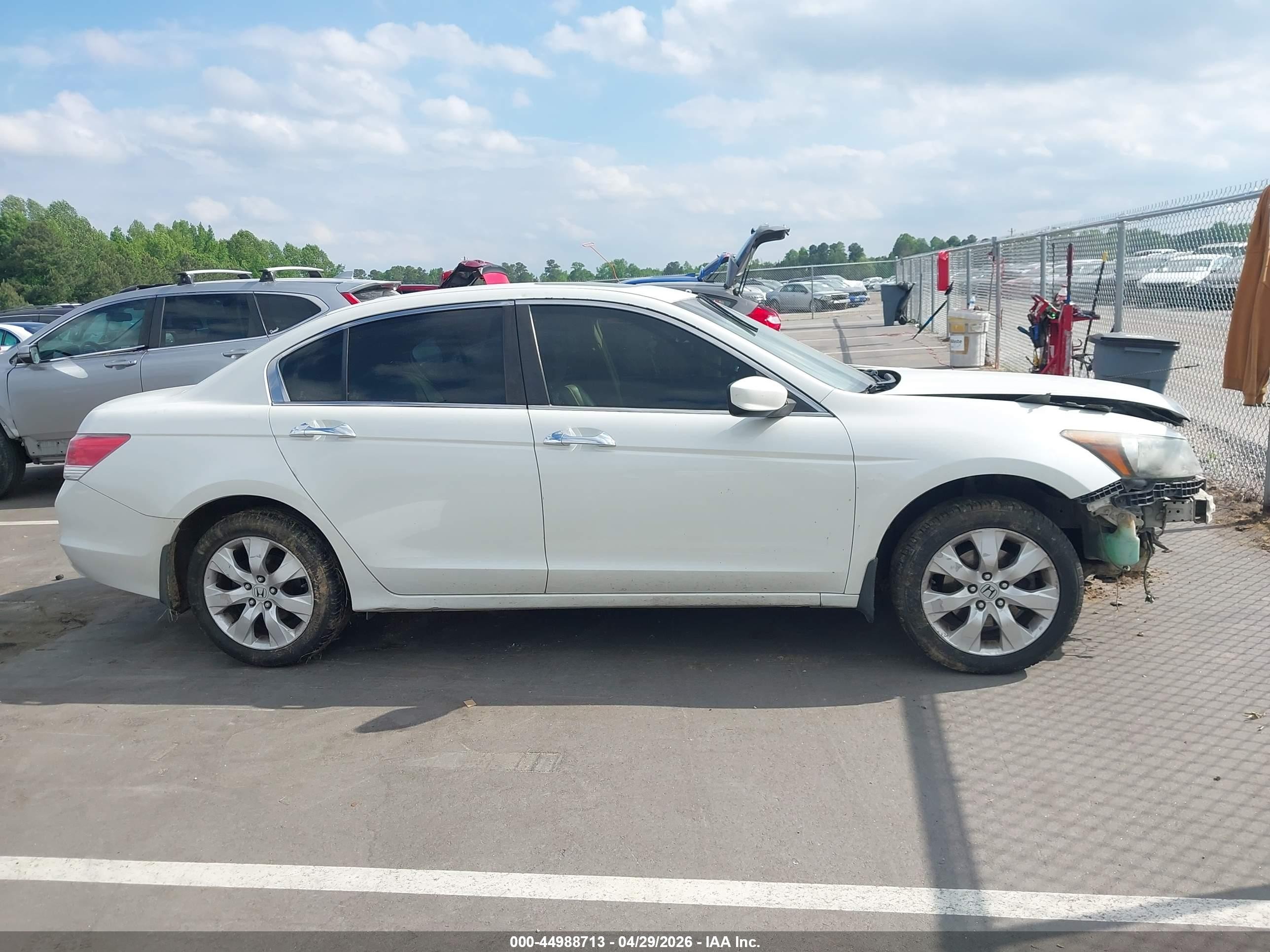 2009 Honda Accord 3.5 Ex-l White vin: 1HGCP36869A047646
