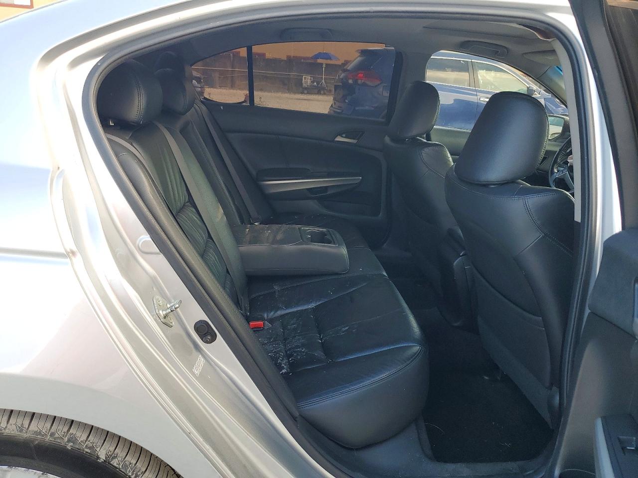 2009 Honda Accord Exl Серебряный vin: 1HGCP36889A020772
