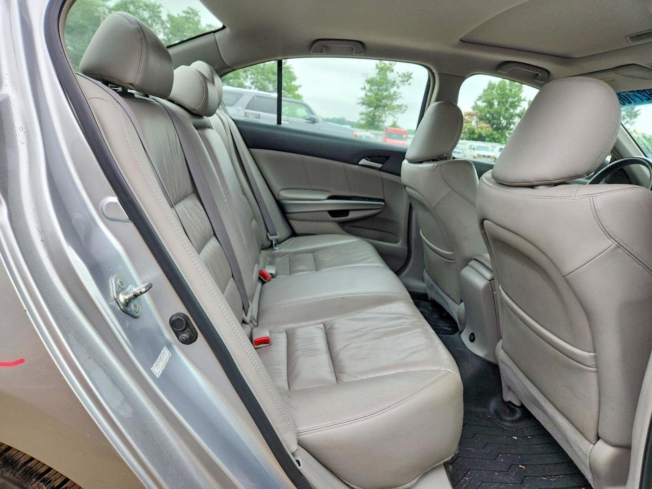 2009 Honda Accord Exl Silver vin: 1HGCP36889A026880