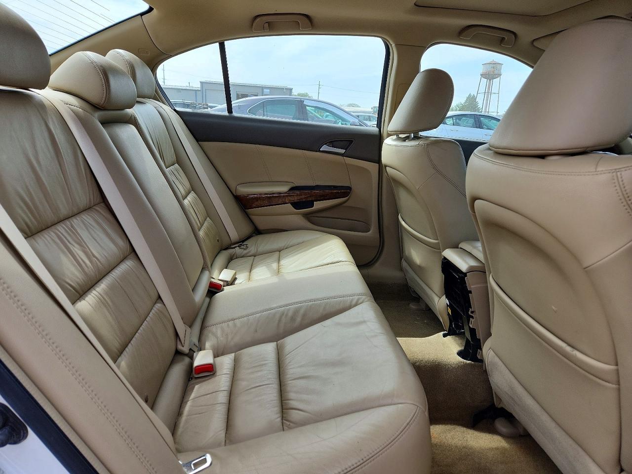 2009 Honda Accord Exl White vin: 1HGCP36889A047633