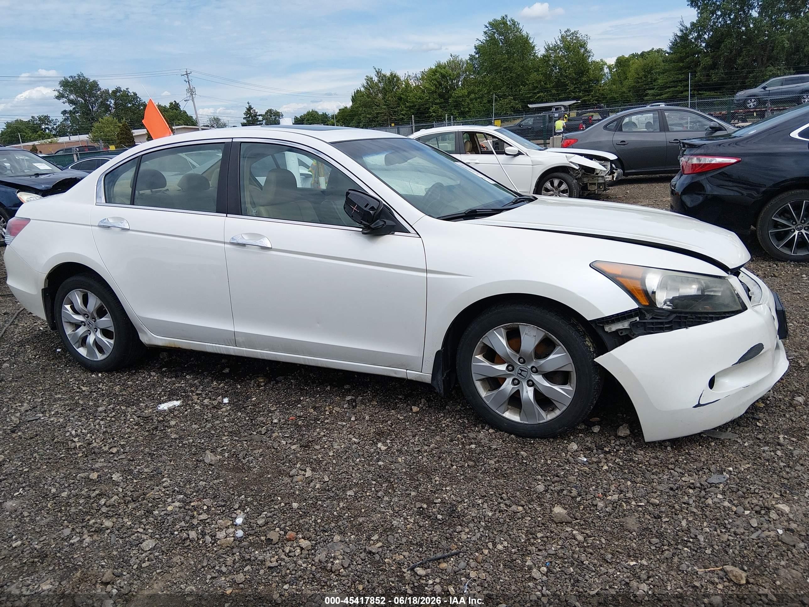 2009 Honda Accord 3.5 Ex-l White vin: 1HGCP36889A049396