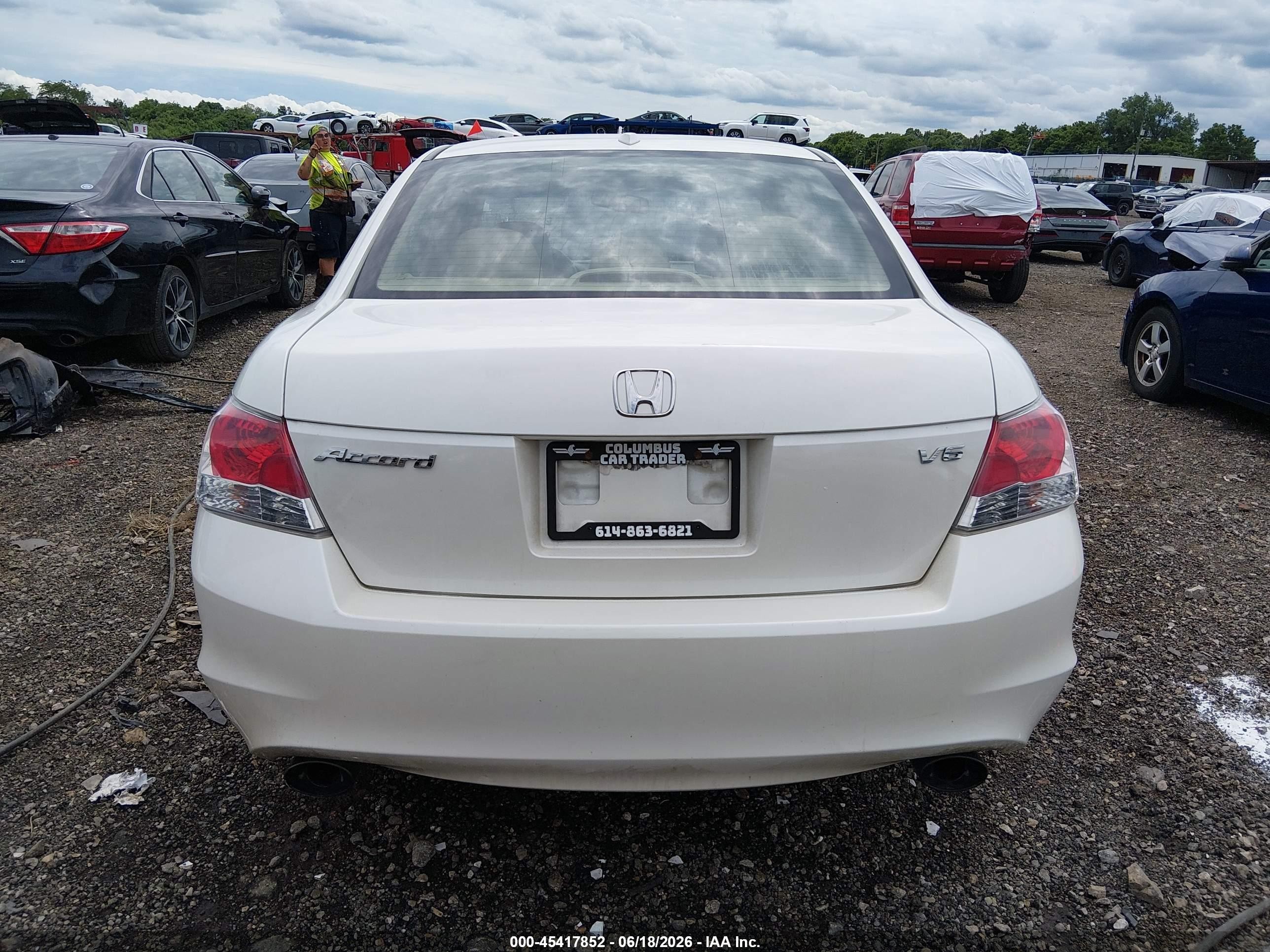 2009 Honda Accord 3.5 Ex-l White vin: 1HGCP36889A049396