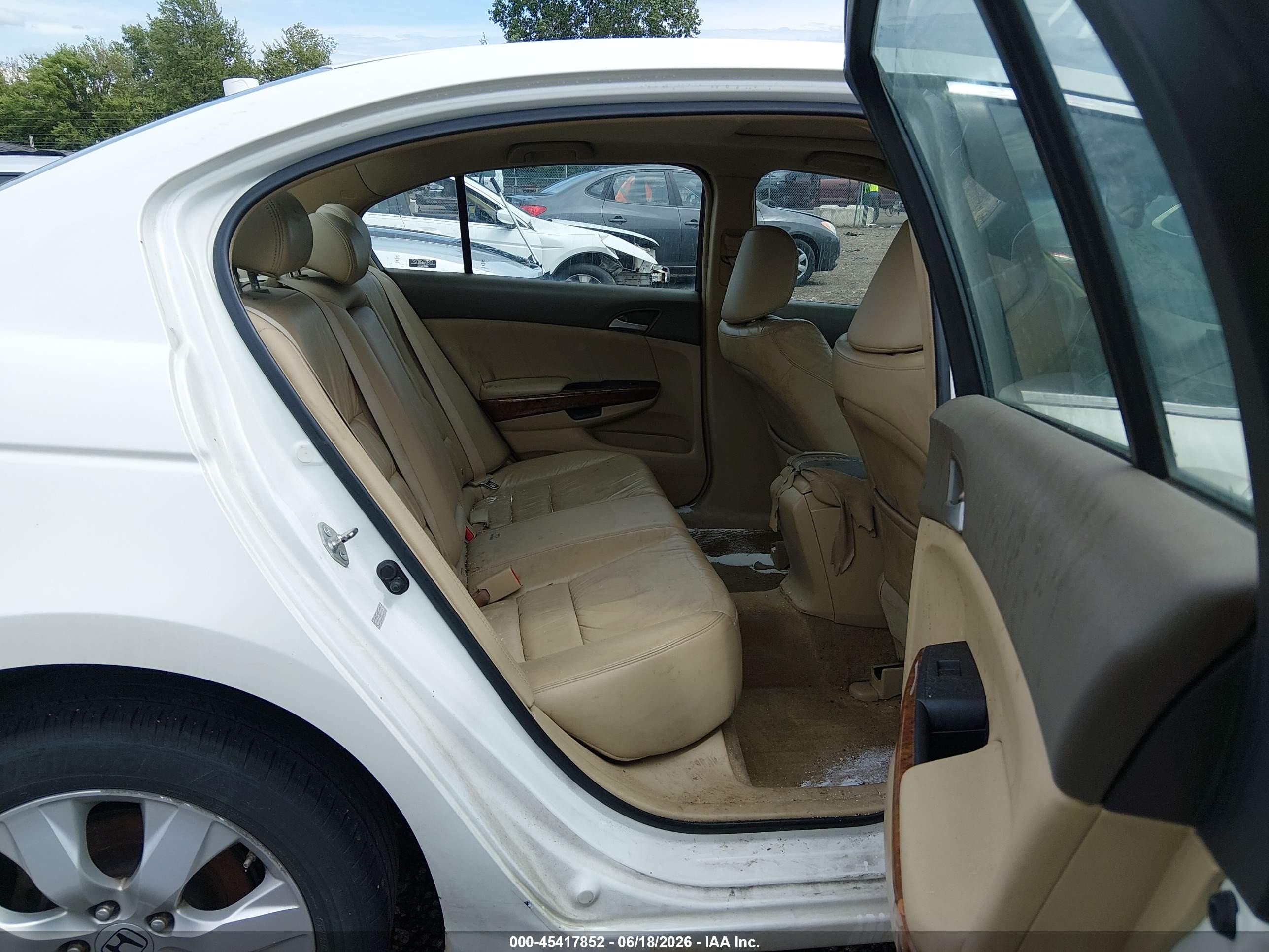 2009 Honda Accord 3.5 Ex-l White vin: 1HGCP36889A049396