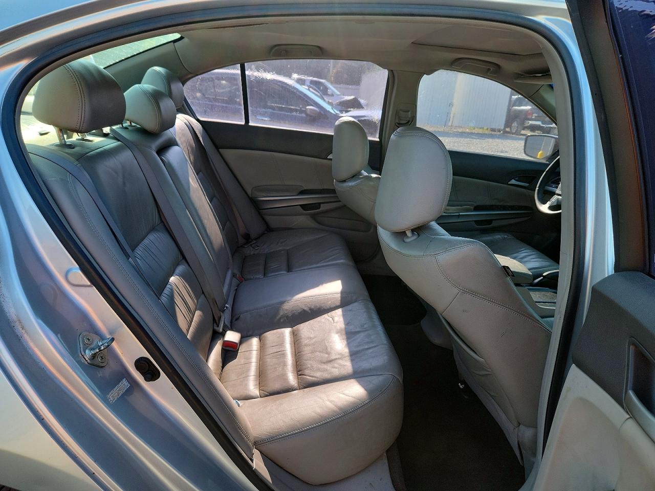 2008 Honda Accord Exl Серебряный vin: 1HGCP36898A006345