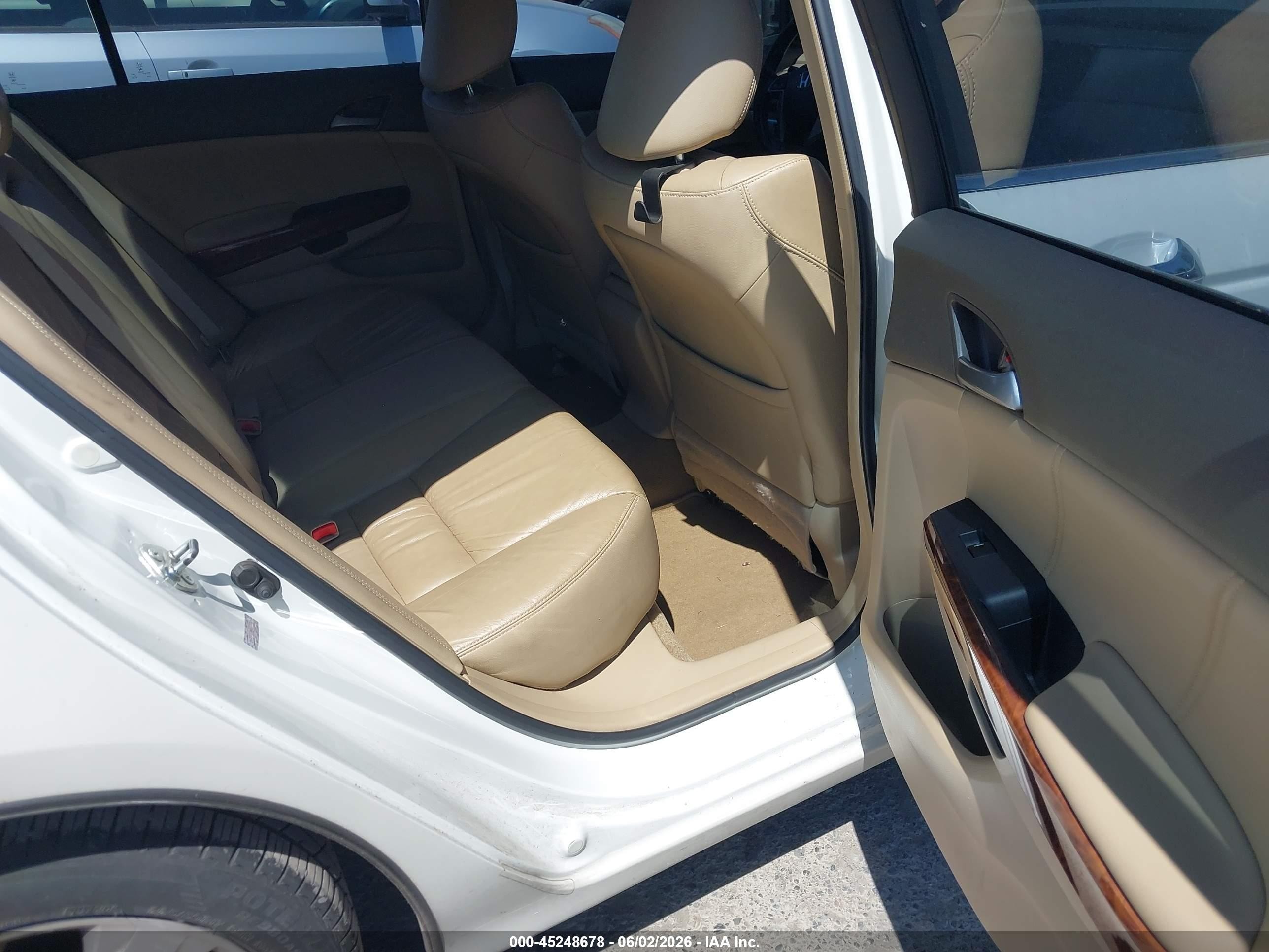 2008 Honda Accord 3.5 Ex-l White vin: 1HGCP36898A027552