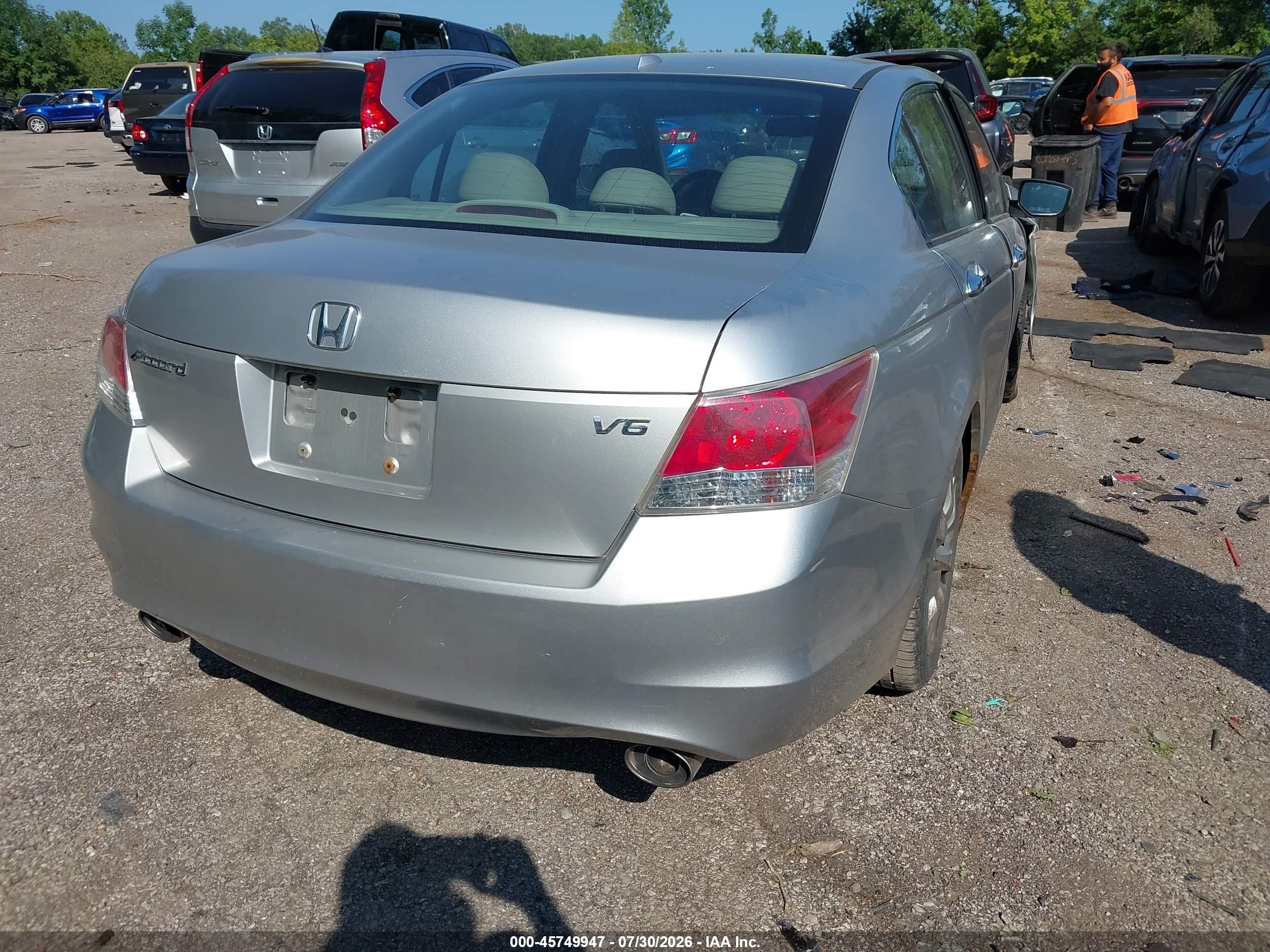 2008 Honda Accord 3.5 Ex-l Silver vin: 1HGCP36898A038101
