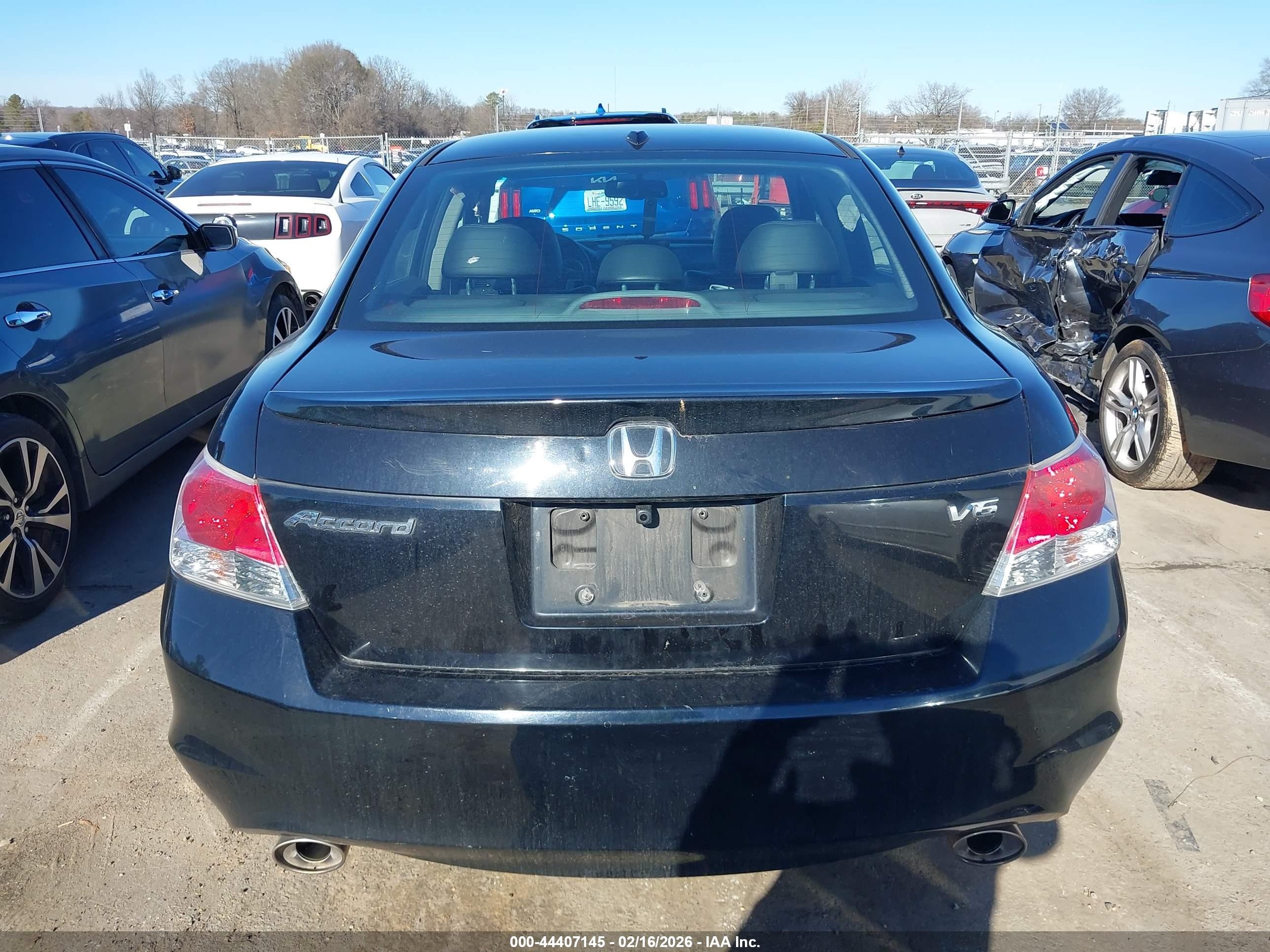 2008 Honda Accord 3.5 Ex-l Черный vin: 1HGCP368X8A063475