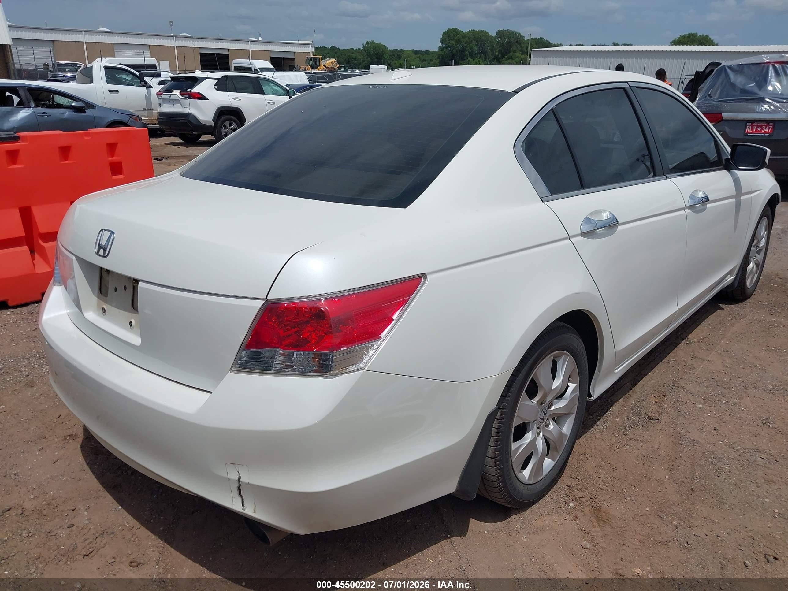 2009 Honda Accord 3.5 Ex-l White vin: 1HGCP368X9A036701
