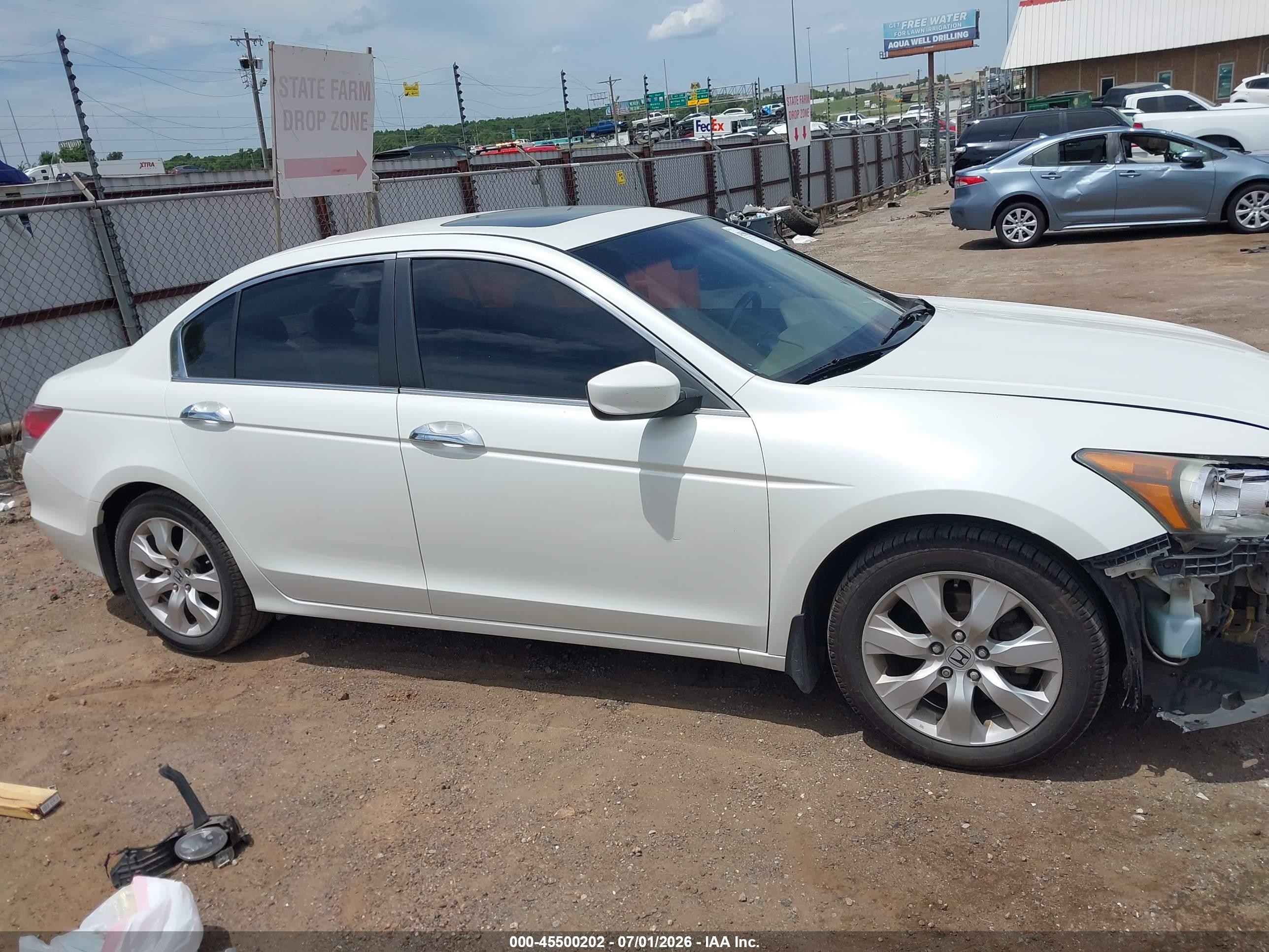 2009 Honda Accord 3.5 Ex-l White vin: 1HGCP368X9A036701