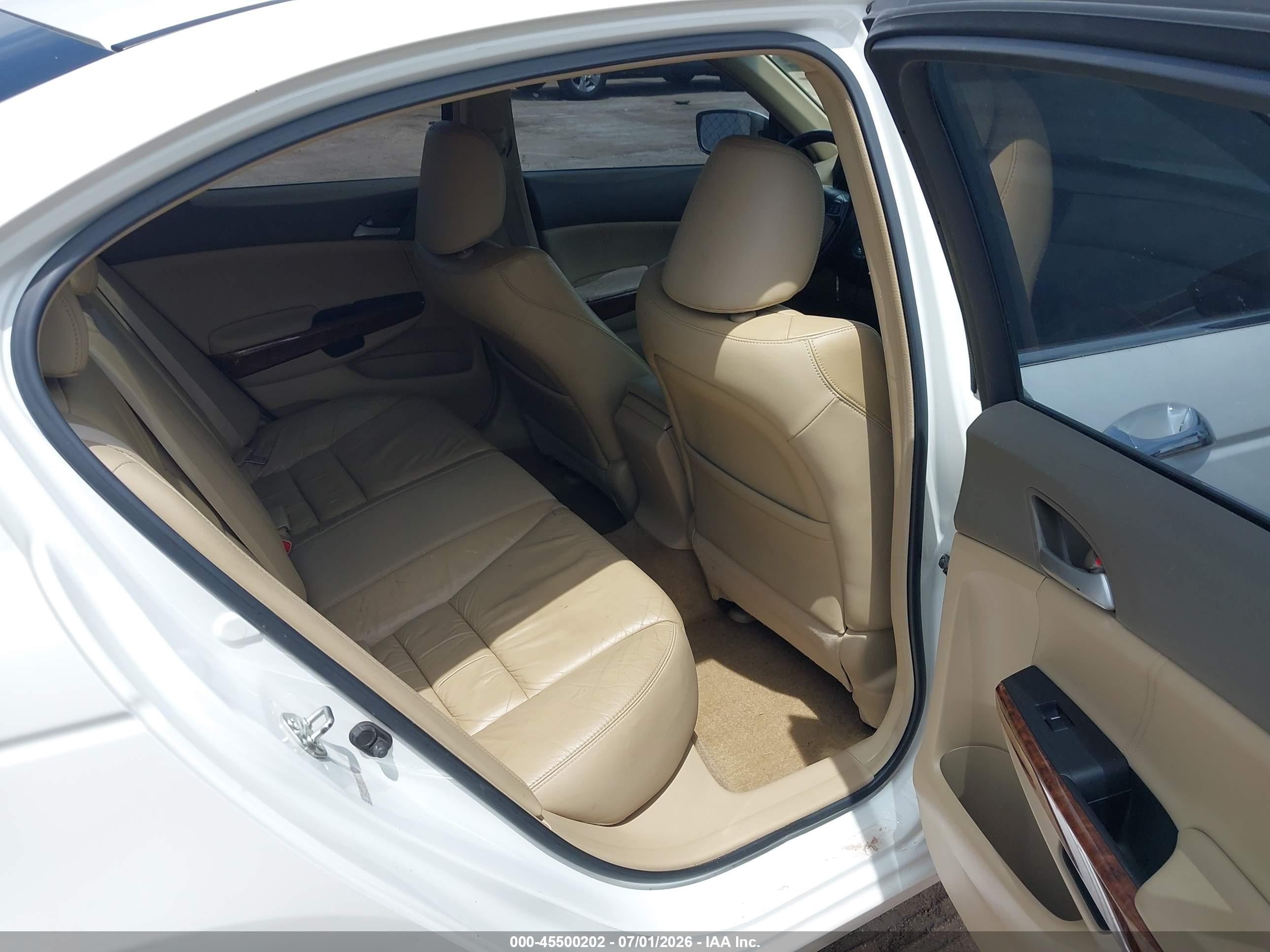2009 Honda Accord 3.5 Ex-l White vin: 1HGCP368X9A036701
