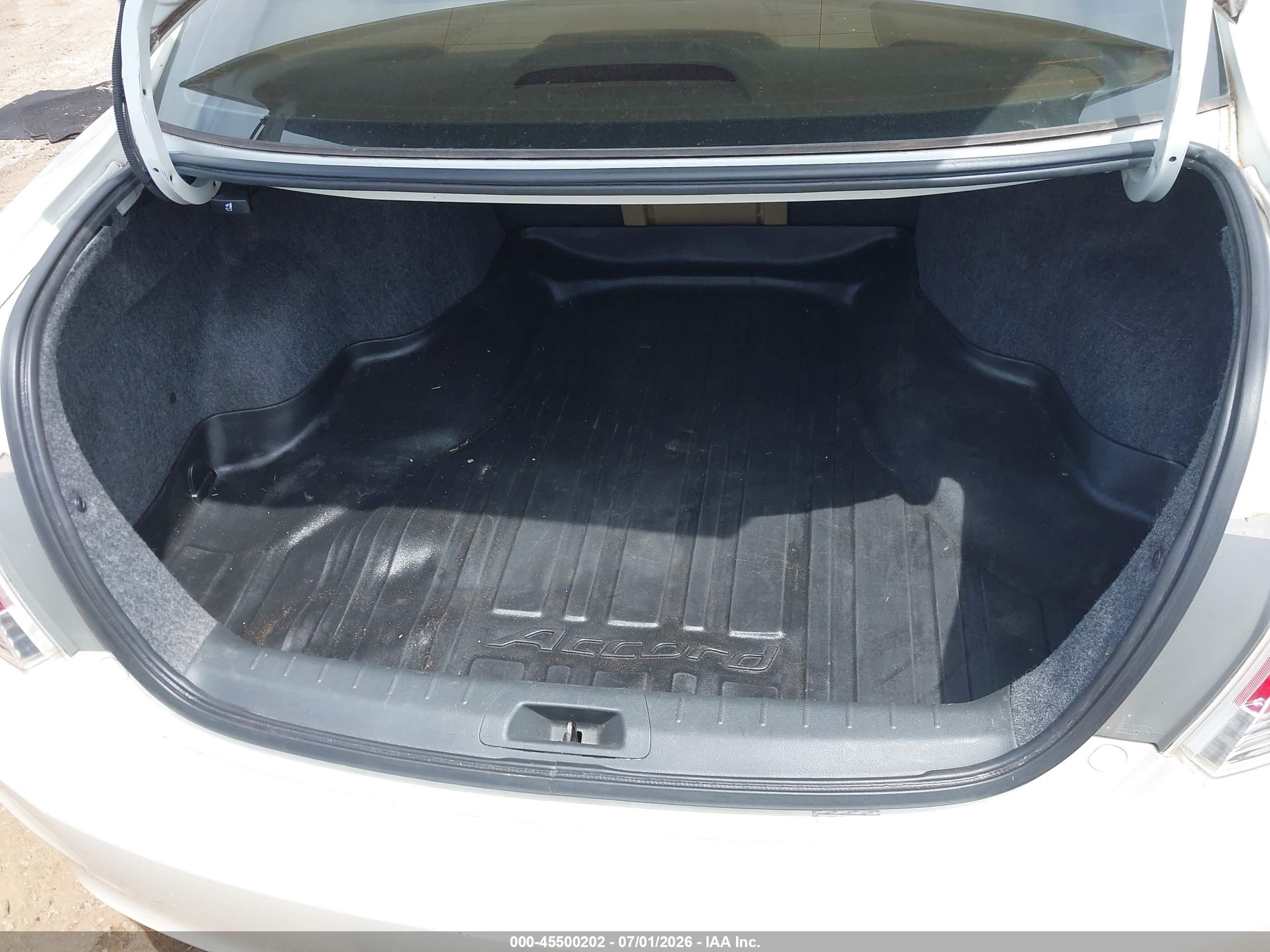 2009 Honda Accord 3.5 Ex-l White vin: 1HGCP368X9A036701