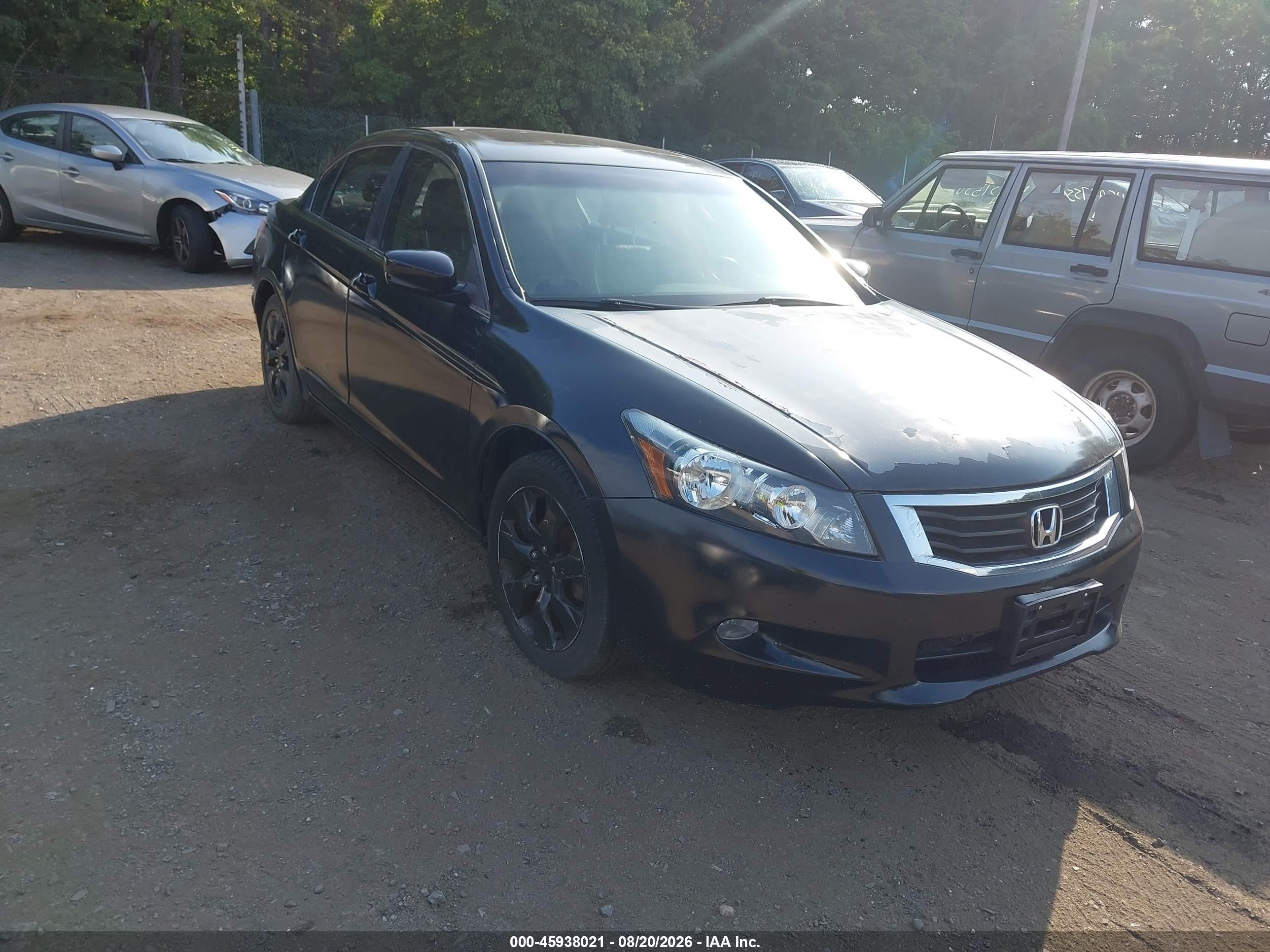 1HGCP368X9A045785