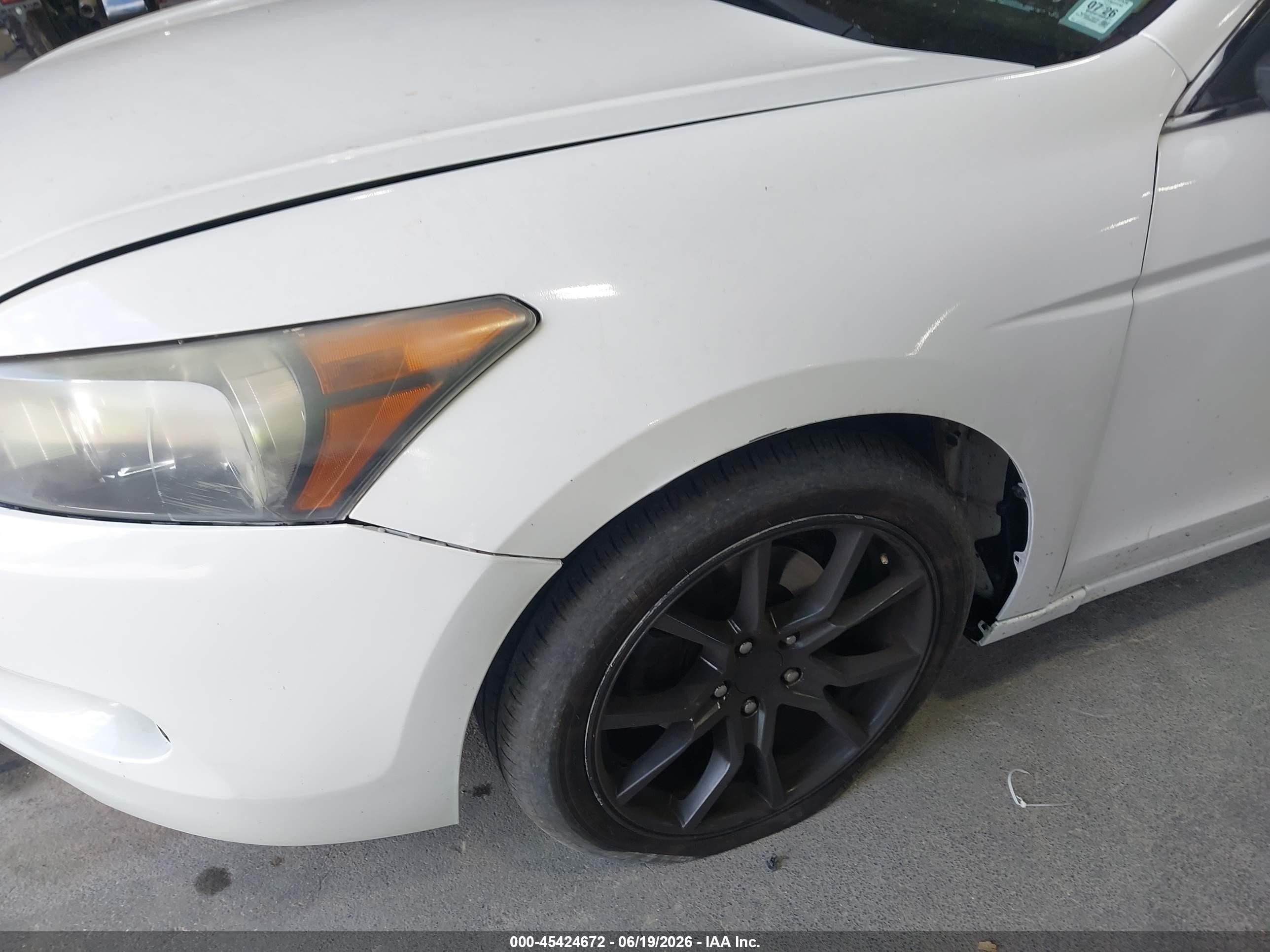 2012 Honda Accord 3.5 Ex White vin: 1HGCP3F71CA003617