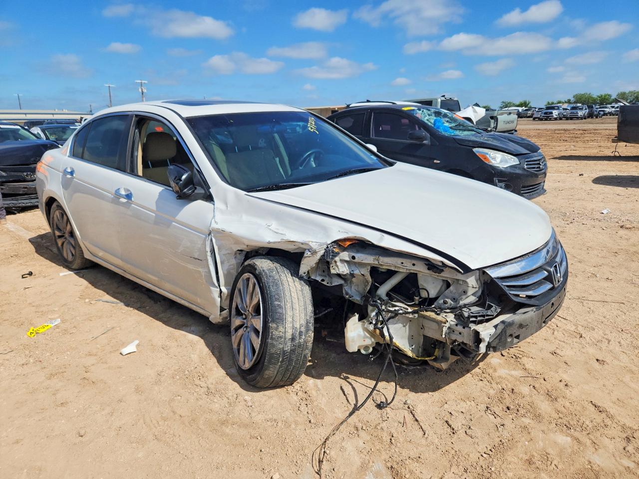 2012 Honda Accord Ex Белый vin: 1HGCP3F71CA024323