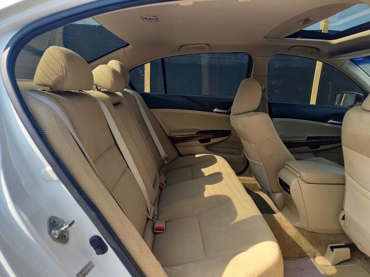 2012 Honda Accord Ex Белый vin: 1HGCP3F74CA003708