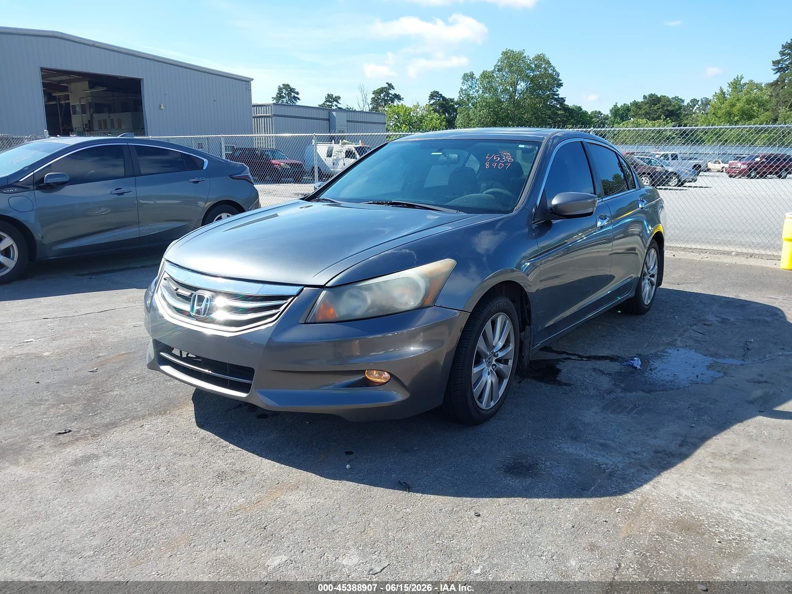 2012 Honda Accord 3.5 Ex Gray vin: 1HGCP3F74CA008648