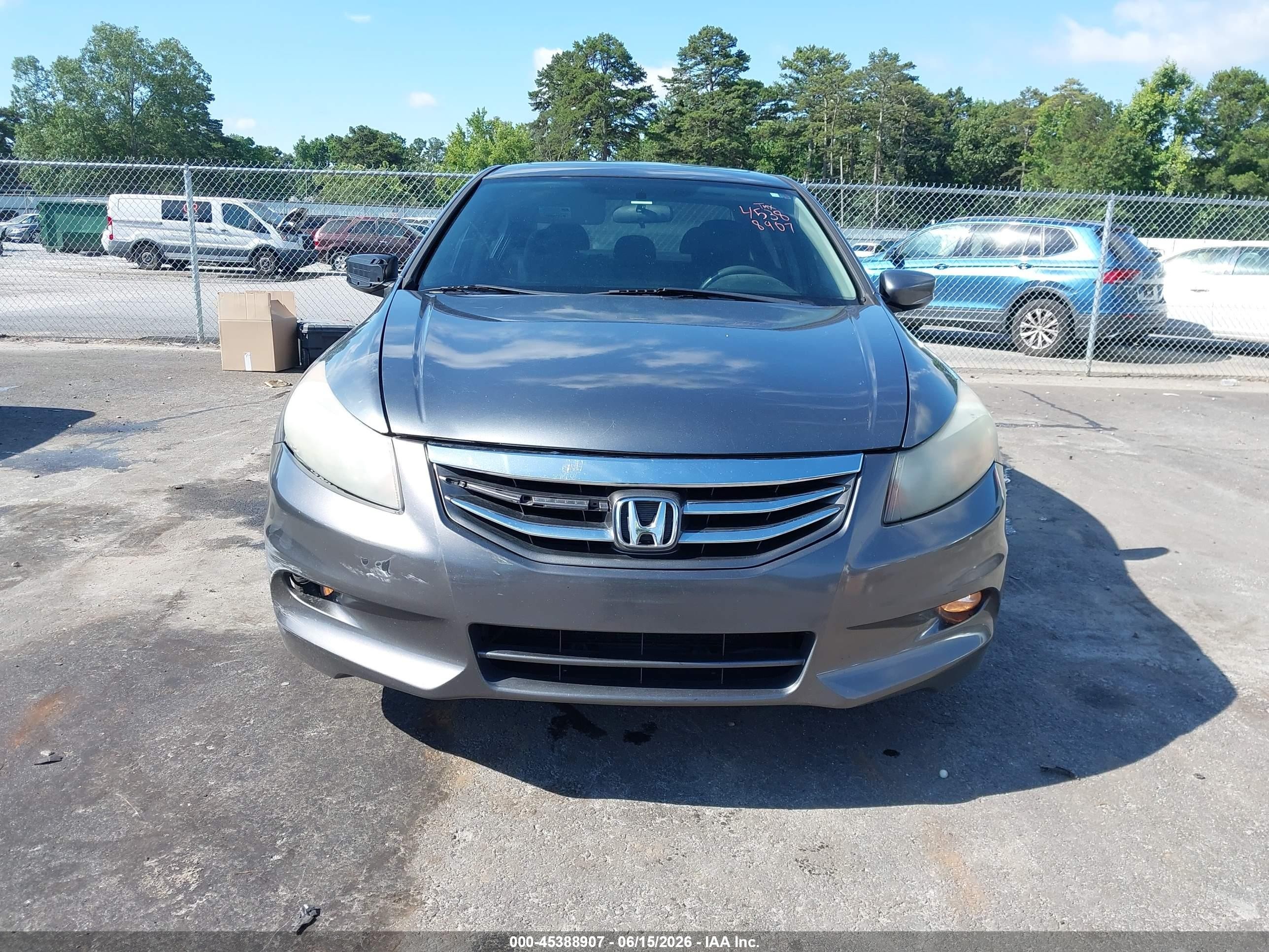 2012 Honda Accord 3.5 Ex Gray vin: 1HGCP3F74CA008648