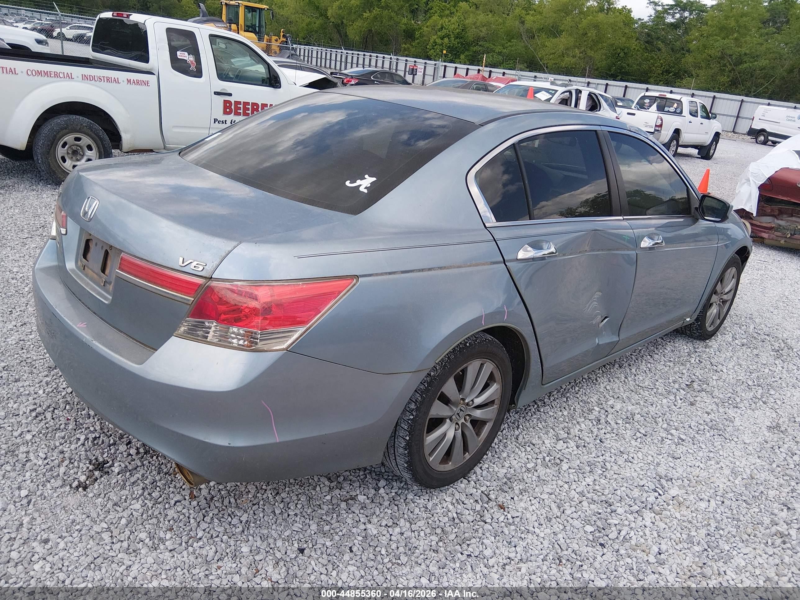 2011 Honda Accord 3.5 Ex Gray vin: 1HGCP3F77BA022395