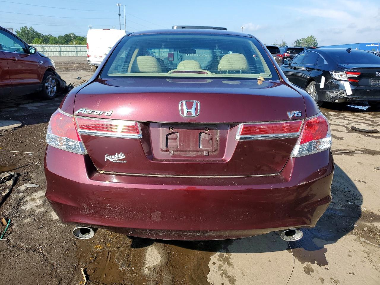 2011 Honda Accord Ex Burgundy vin: 1HGCP3F78BA018601
