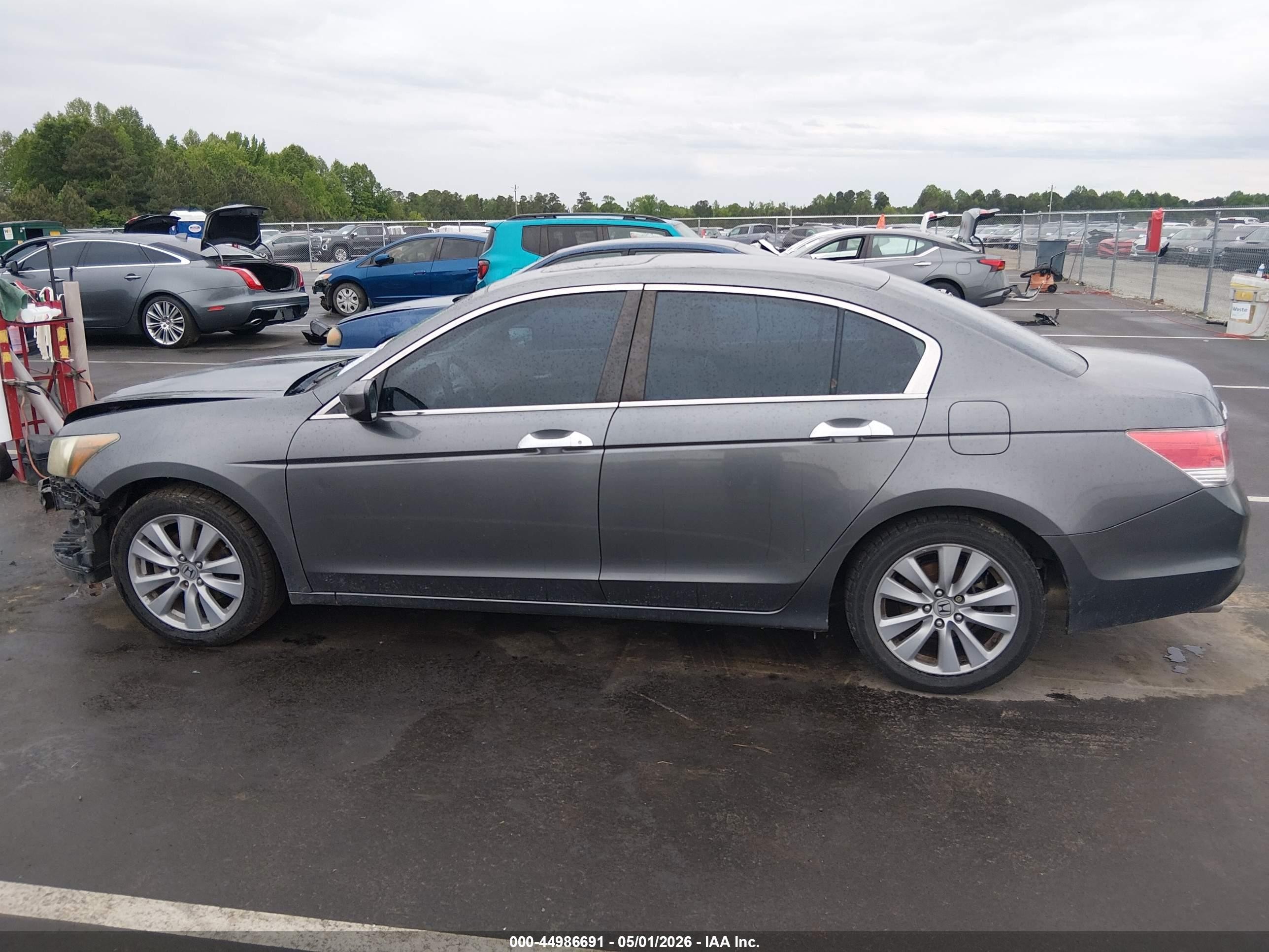 2011 Honda Accord 3.5 Ex Gray vin: 1HGCP3F79BA010832