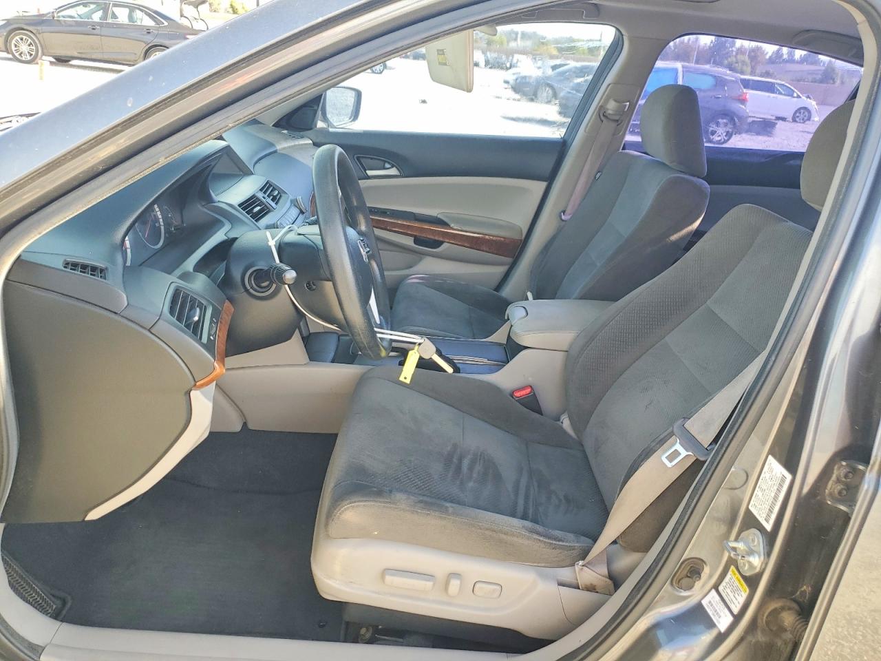 2011 Honda Accord Ex Gray vin: 1HGCP3F79BA014329