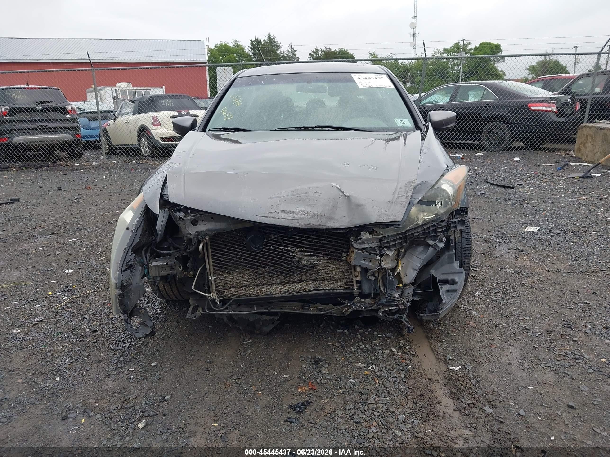 2011 Honda Accord 3.5 Ex Gray vin: 1HGCP3F7XBA014324