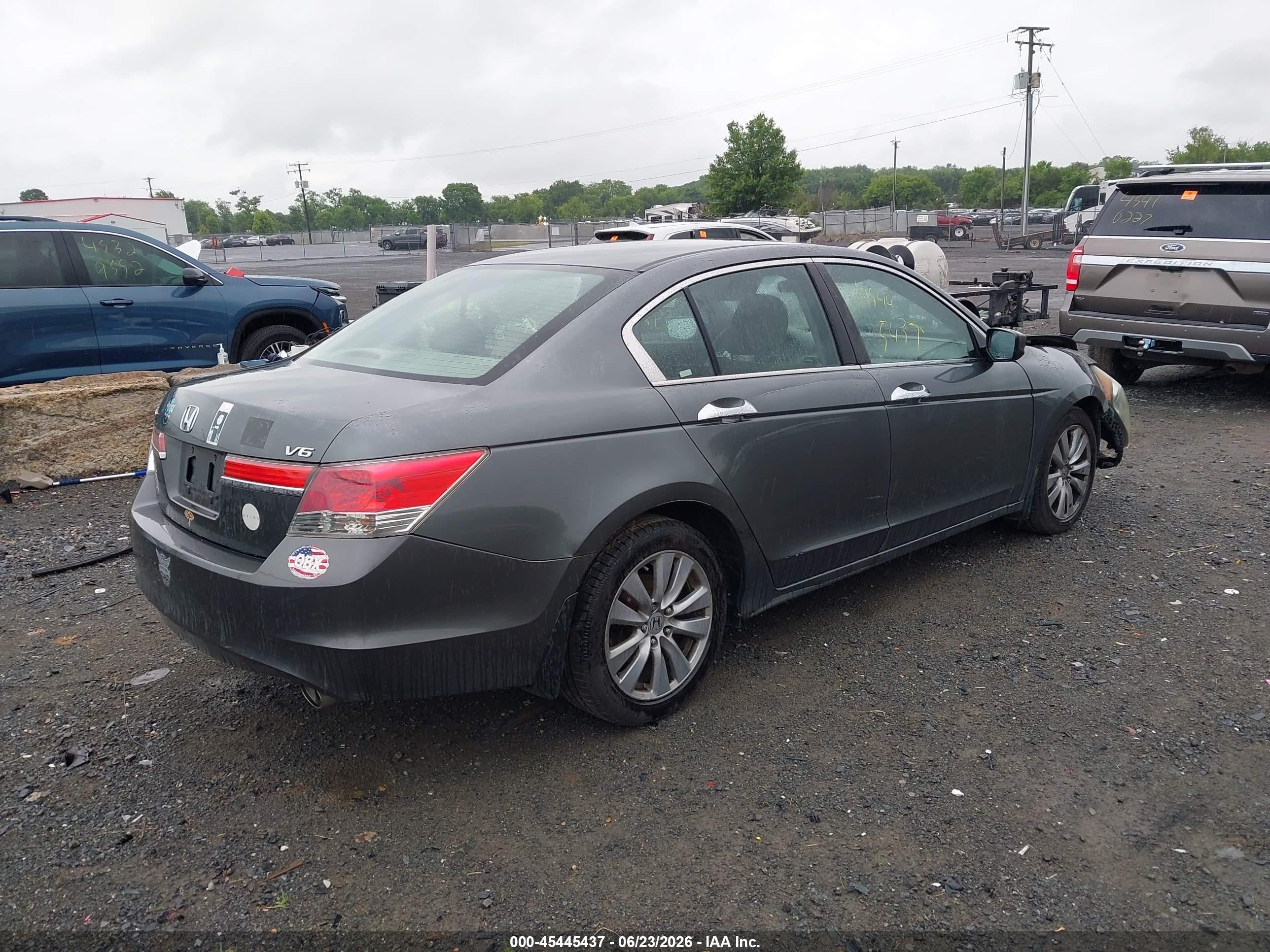 2011 Honda Accord 3.5 Ex Gray vin: 1HGCP3F7XBA014324