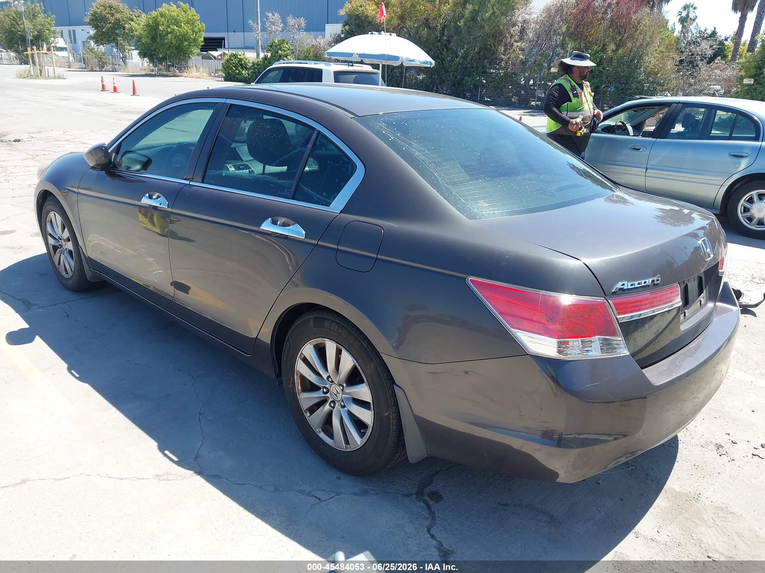2012 Honda Accord 3.5 Ex Коричневый vin: 1HGCP3F7XCA001929
