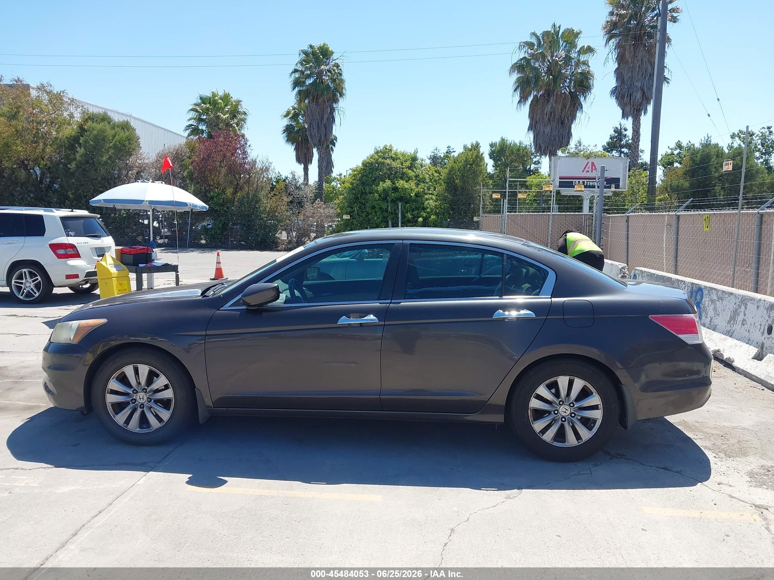 2012 Honda Accord 3.5 Ex Коричневый vin: 1HGCP3F7XCA001929