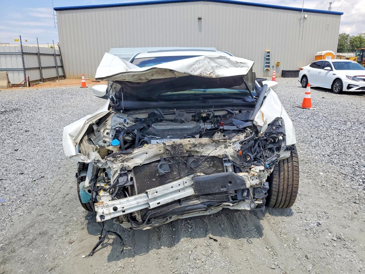 2010 Honda Accord Exl White vin: 1HGCP3F80AA031737