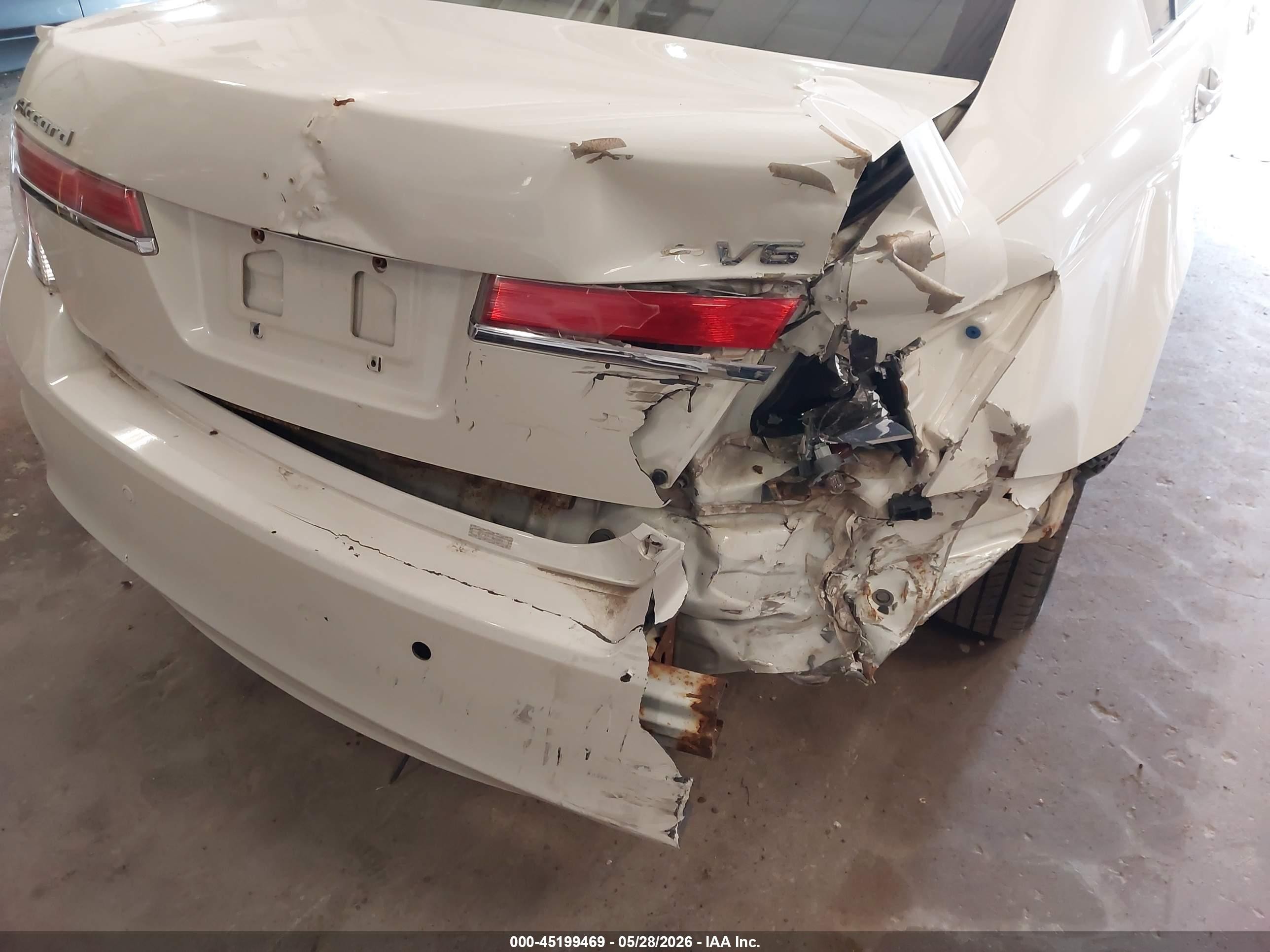 2011 Honda Accord 3.5 Ex-l White vin: 1HGCP3F80BA009562