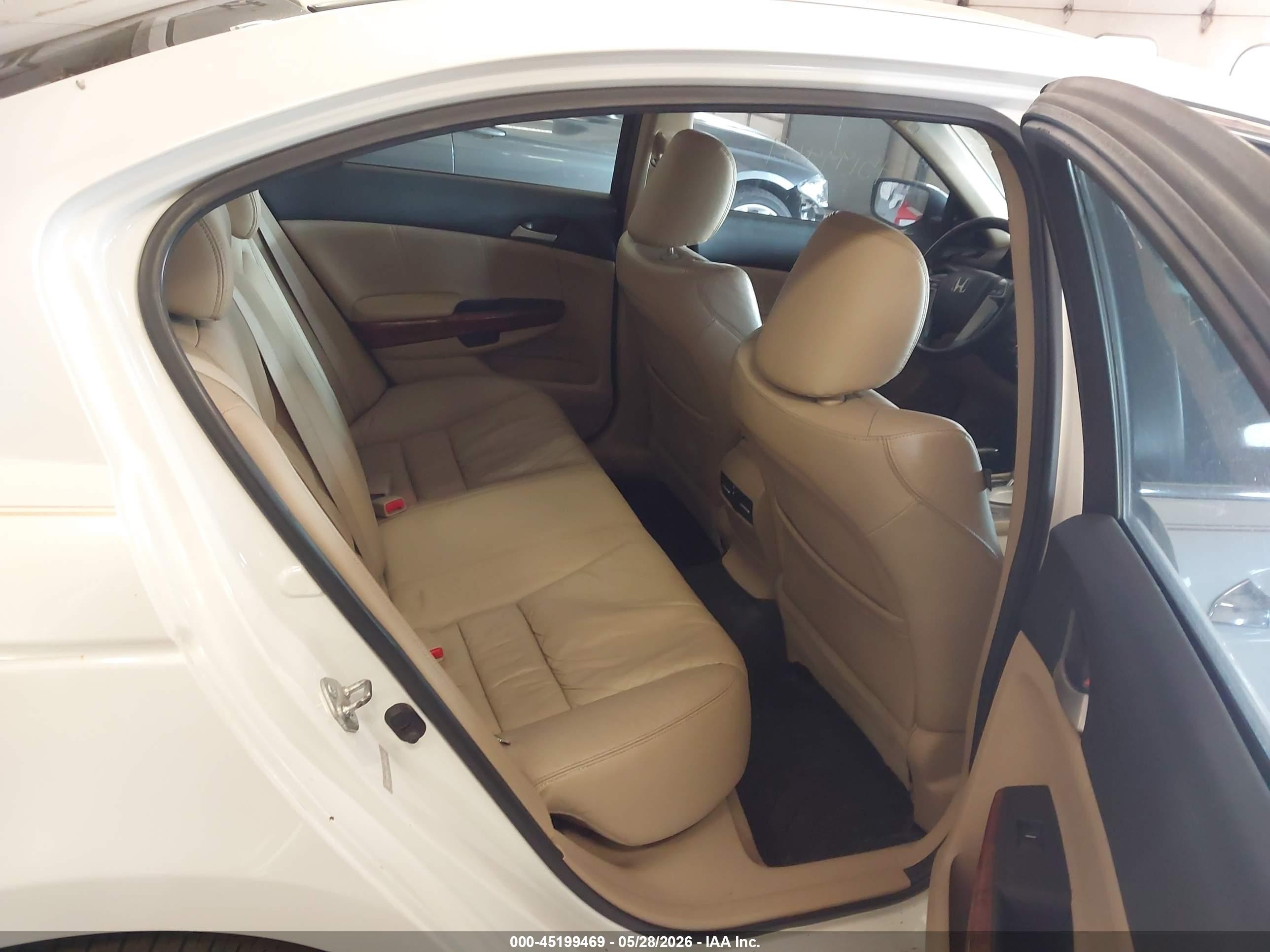 2011 Honda Accord 3.5 Ex-l White vin: 1HGCP3F80BA009562