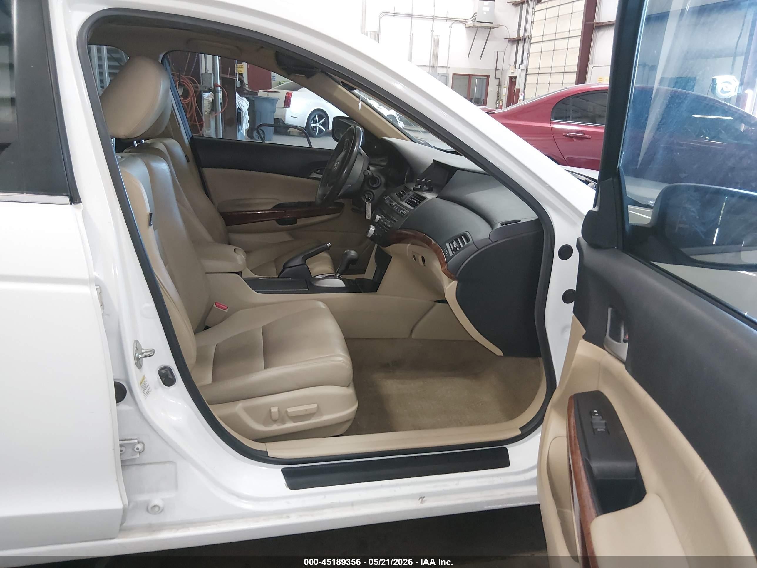 2012 Honda Accord 3.5 Ex-l Белый vin: 1HGCP3F80CA027545