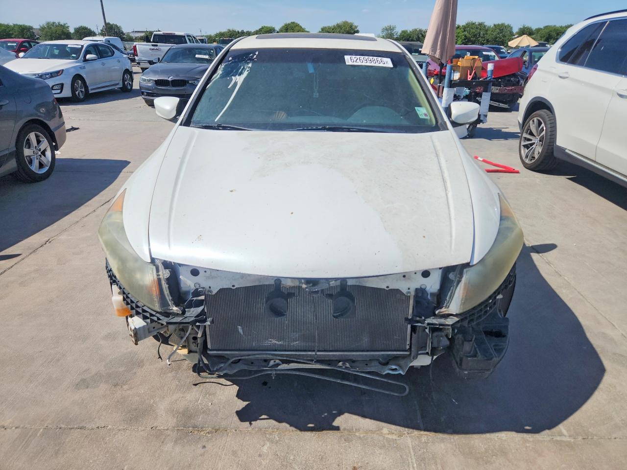 2012 Honda Accord Exl White vin: 1HGCP3F80CA041381