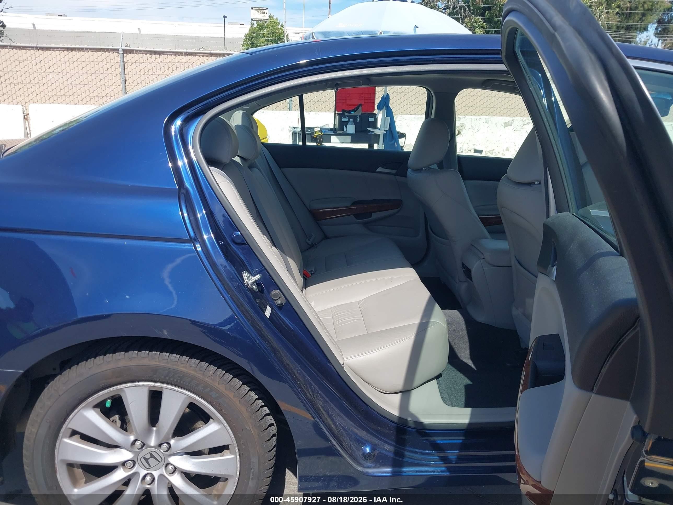 2011 Honda Accord 3.5 Ex-l Синий vin: 1HGCP3F81BA001020
