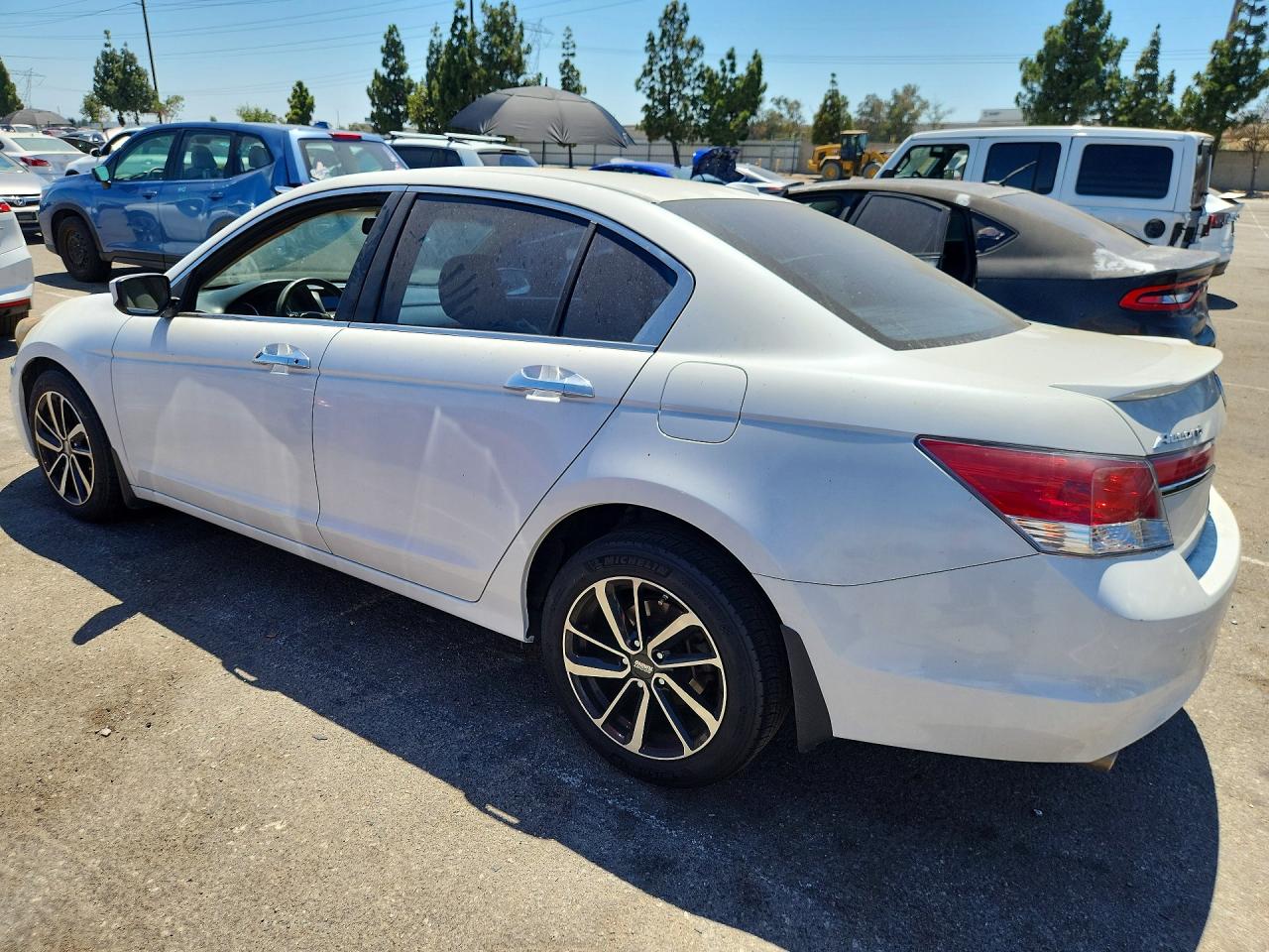 2012 Honda Accord Exl White vin: 1HGCP3F81CA009720