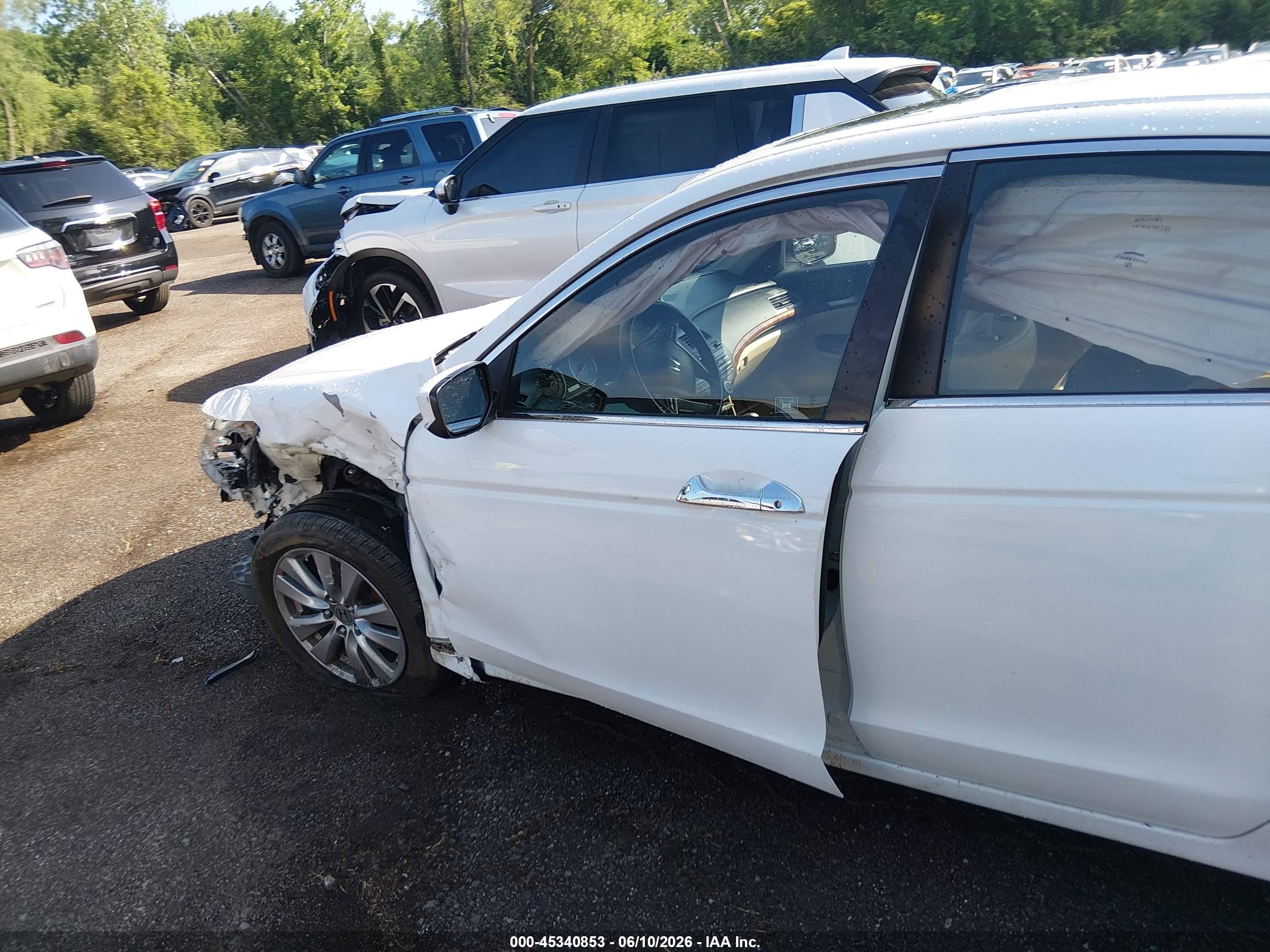 2012 Honda Accord 3.5 Ex-l White vin: 1HGCP3F81CA009801