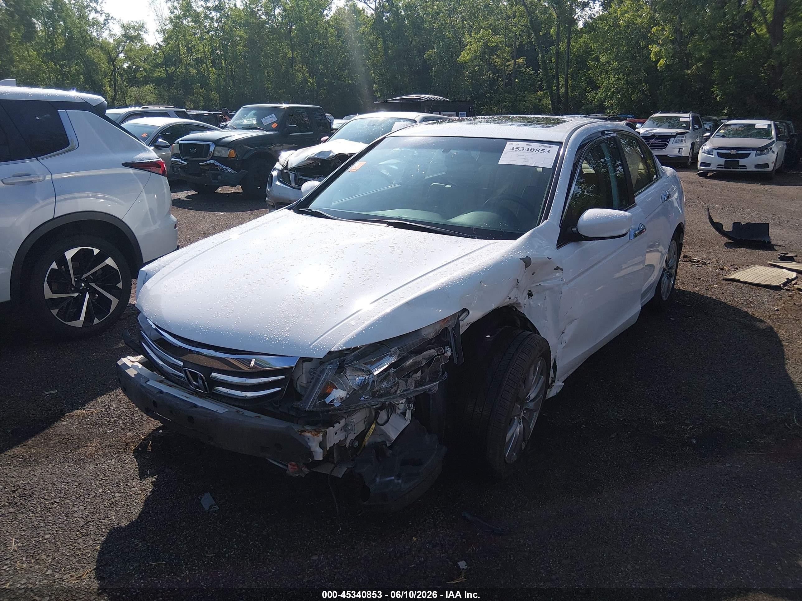 2012 Honda Accord 3.5 Ex-l White vin: 1HGCP3F81CA009801