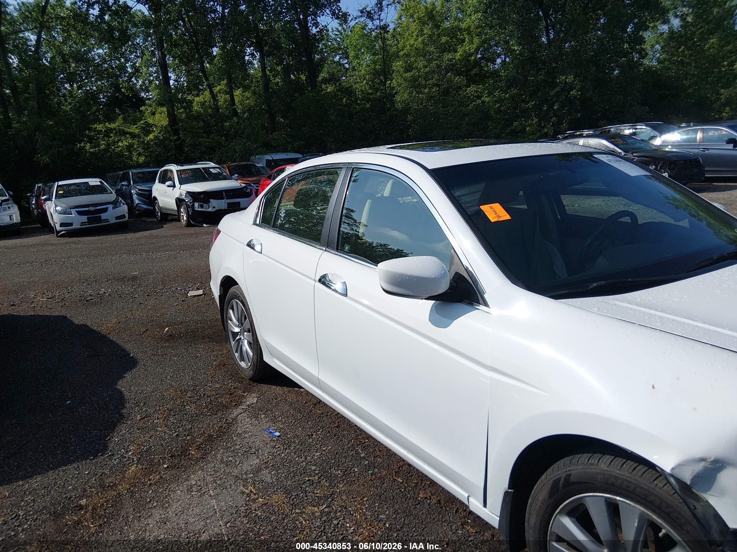 2012 Honda Accord 3.5 Ex-l White vin: 1HGCP3F81CA009801