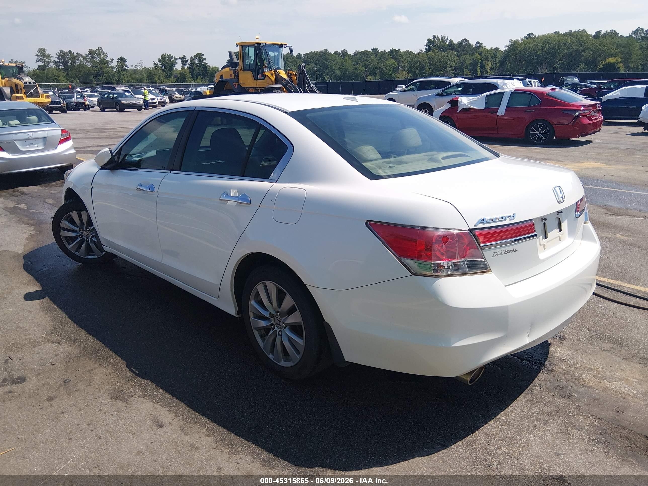 2012 Honda Accord 3.5 Ex-l White vin: 1HGCP3F81CA026565