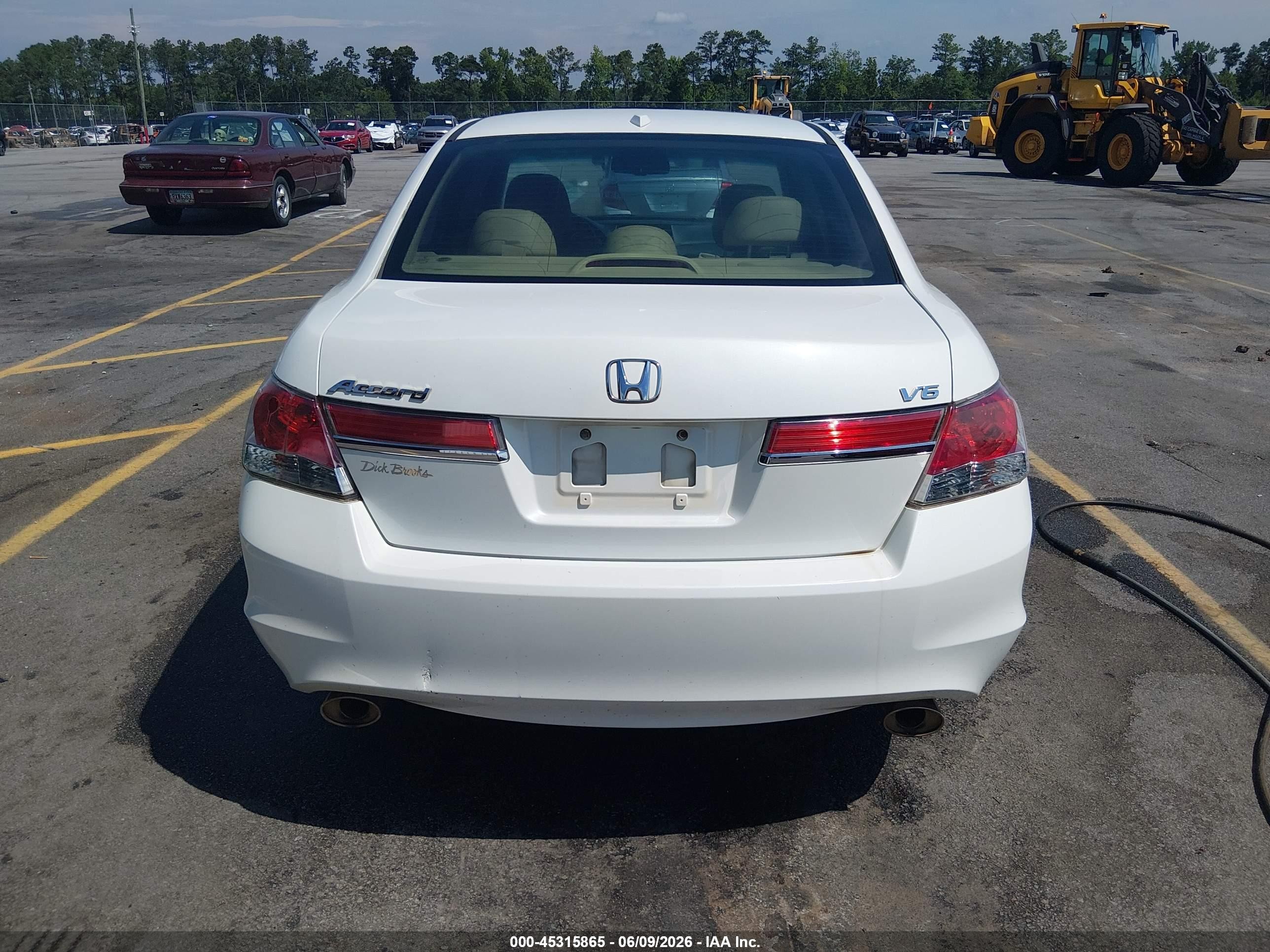 2012 Honda Accord 3.5 Ex-l White vin: 1HGCP3F81CA026565