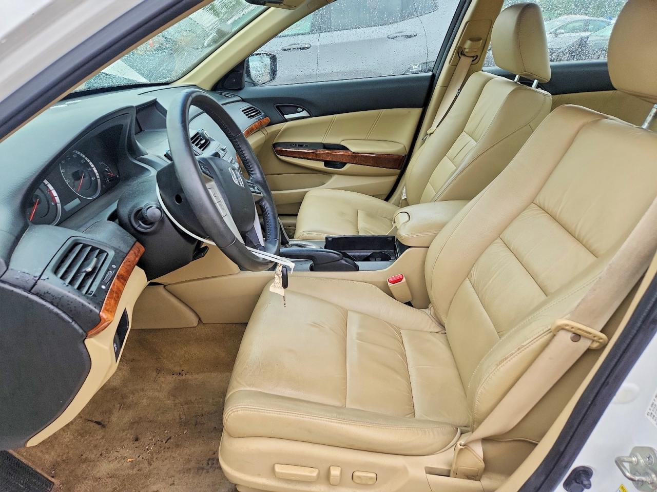 2012 Honda Accord Exl White vin: 1HGCP3F81CA030972