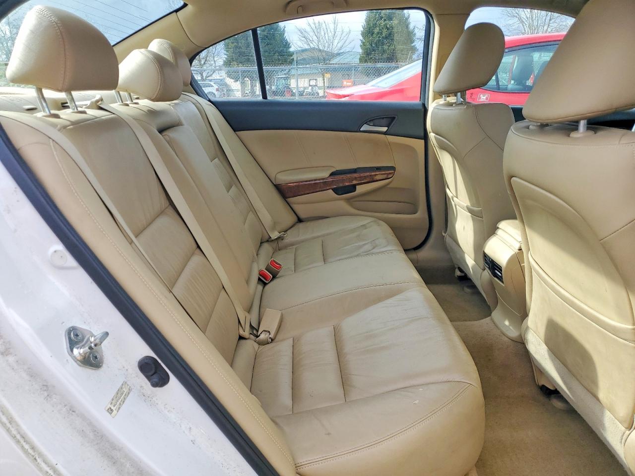 2012 Honda Accord Exl White vin: 1HGCP3F81CA038070