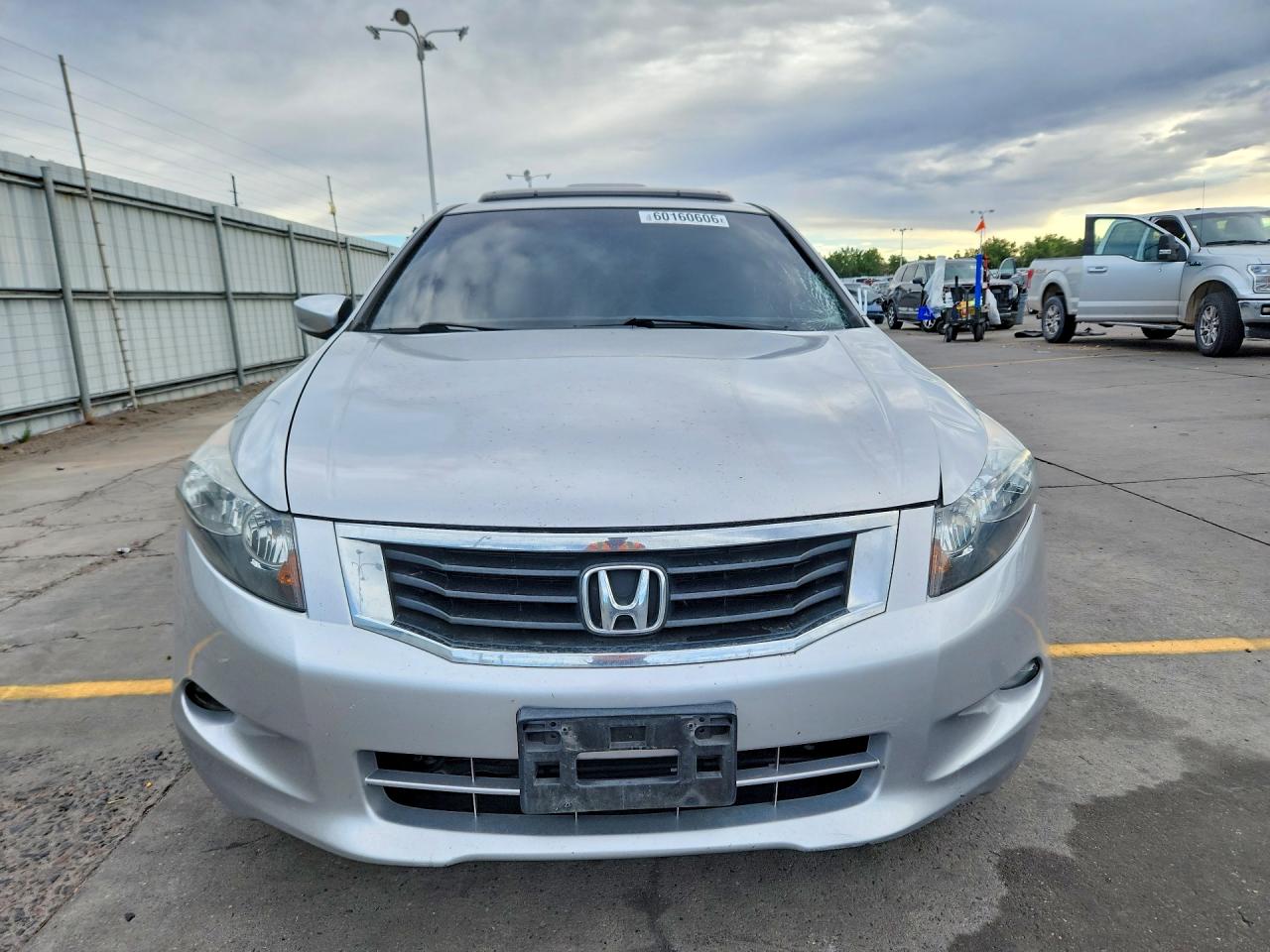 2010 Honda Accord Exl Silver vin: 1HGCP3F82AA028404
