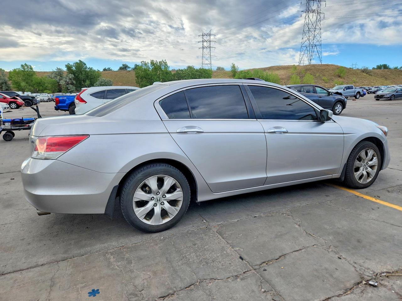 2010 Honda Accord Exl Silver vin: 1HGCP3F82AA028404