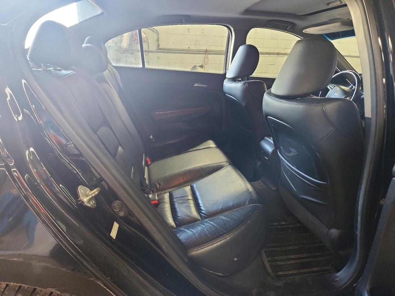 2011 Honda Accord Exl Black vin: 1HGCP3F82BA001401