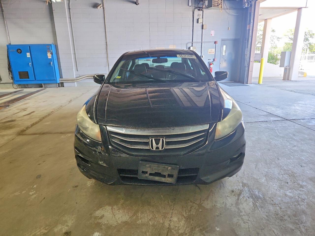 2011 Honda Accord Exl Black vin: 1HGCP3F82BA001401