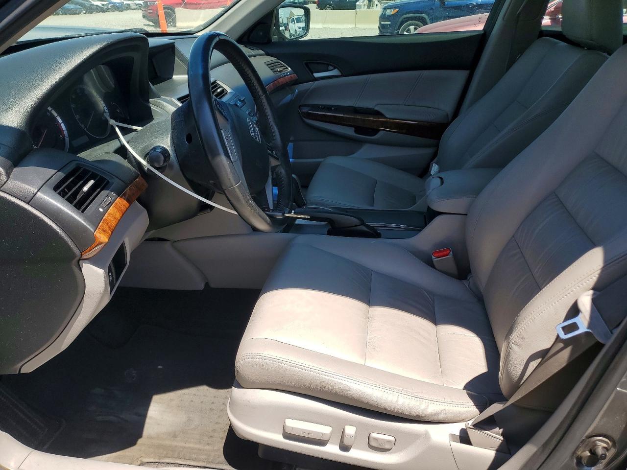 2011 Honda Accord Exl Серый vin: 1HGCP3F82BA005500